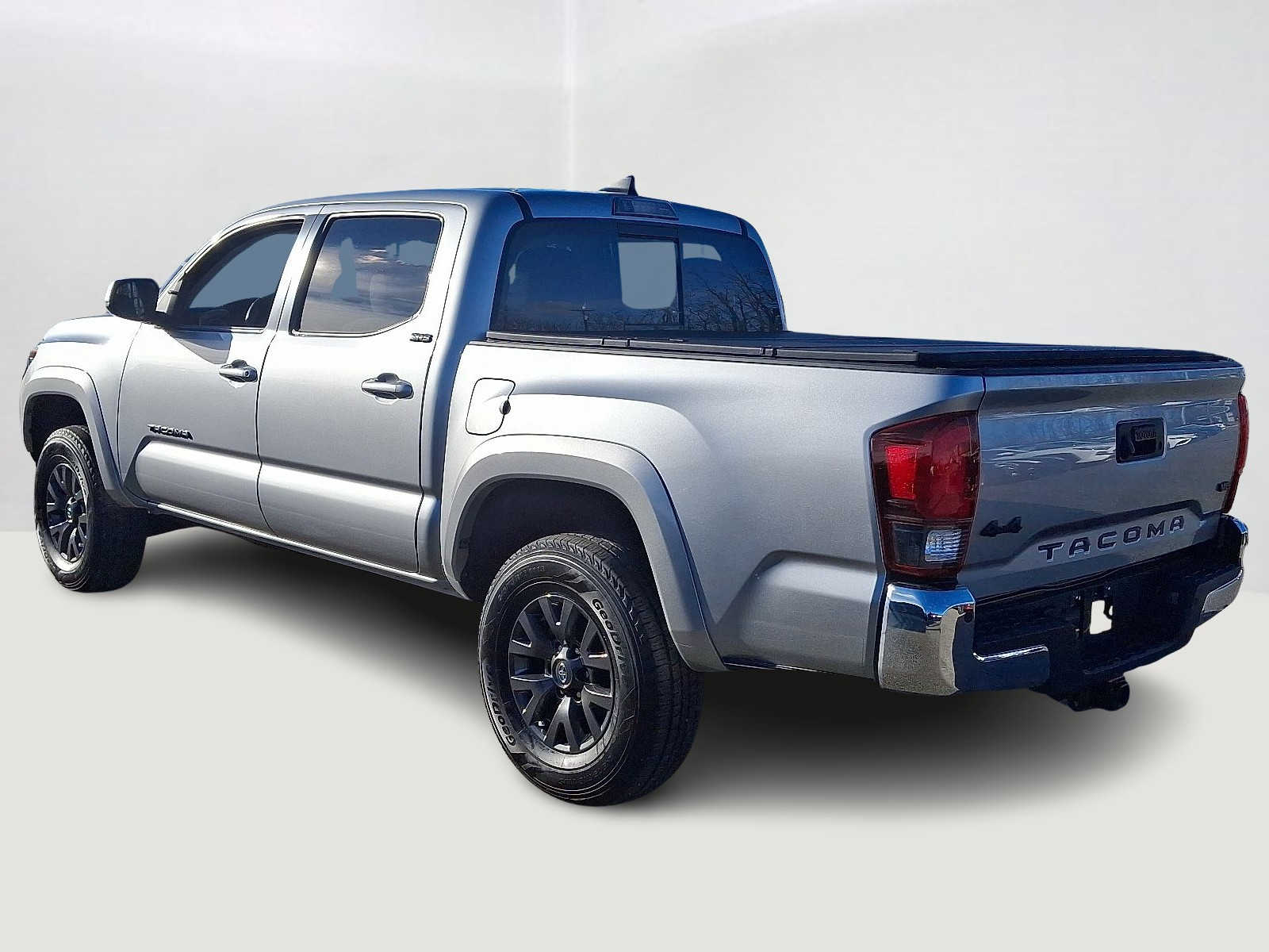 Thumbnail: 2023 Toyota Tacoma - 9