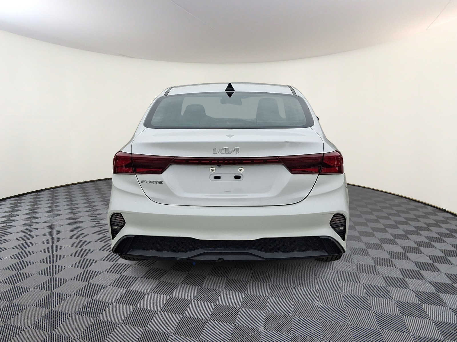 Thumbnail: 2023 Kia Forte - 6