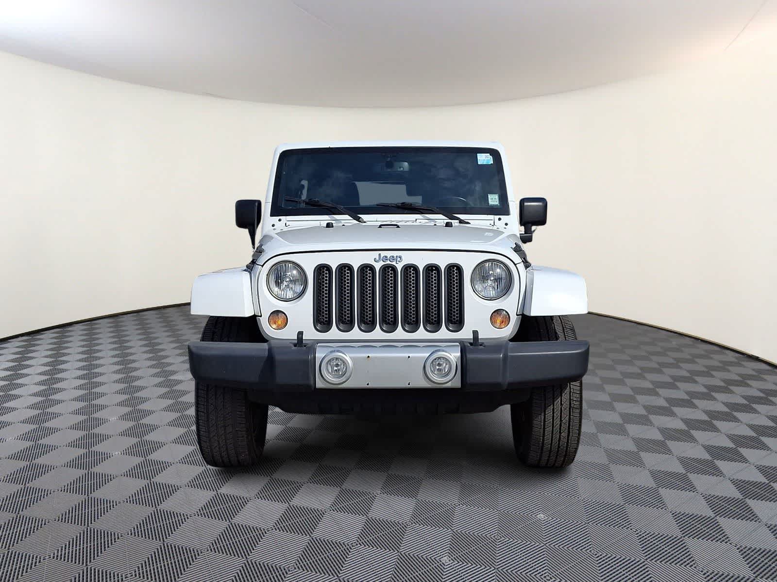 Thumbnail: 2015 Jeep Wrangler - 3
