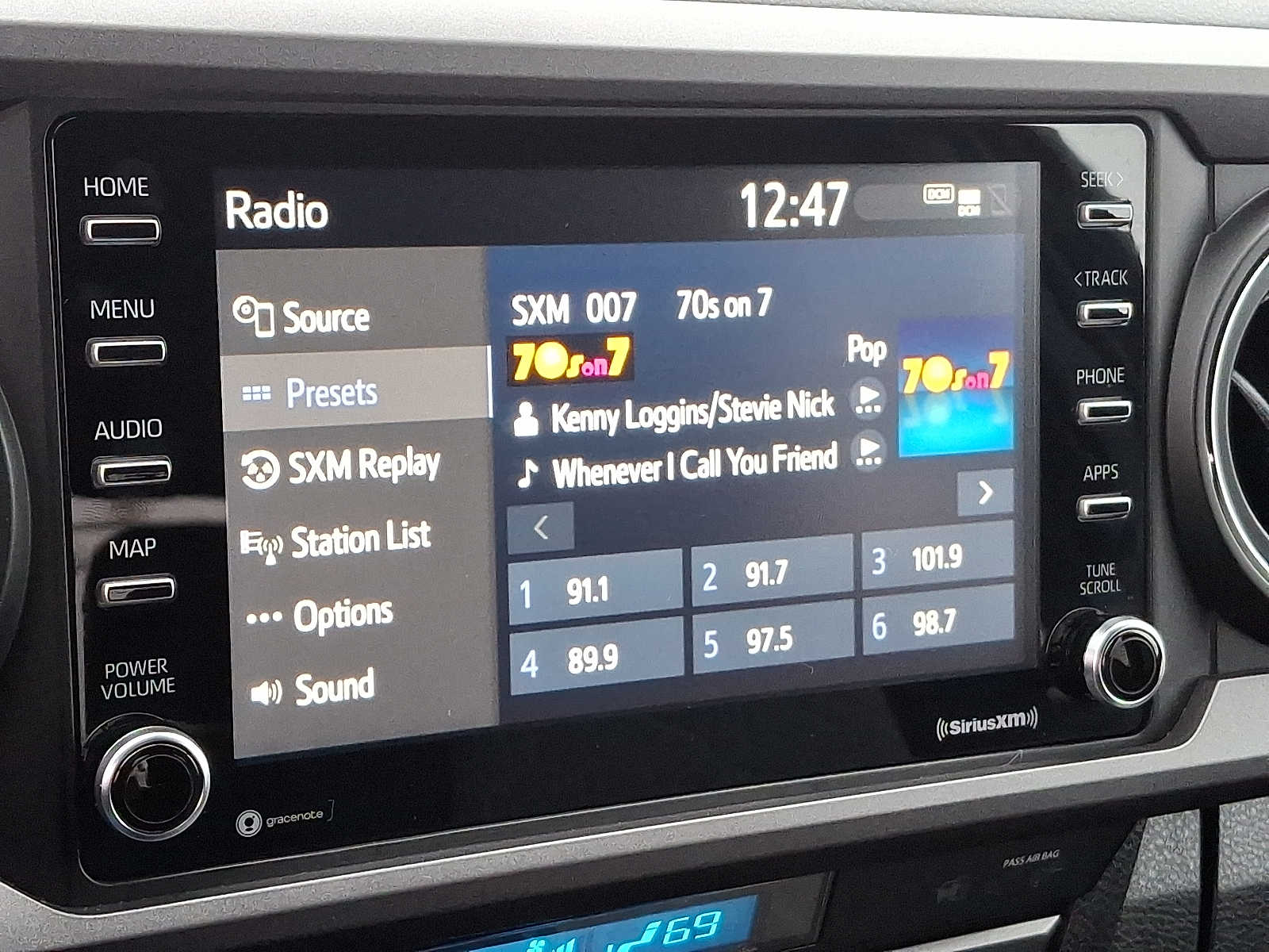 Thumbnail: 2022 Toyota Tacoma - 19