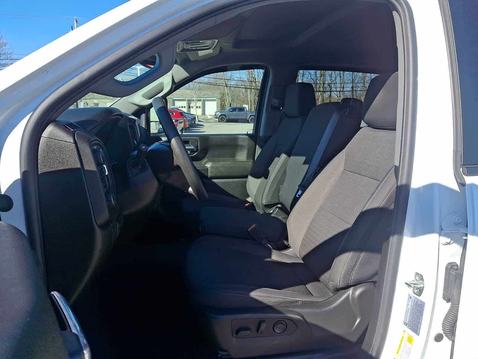 Thumbnail: 2025 Chevrolet Silverado 2500 - 14