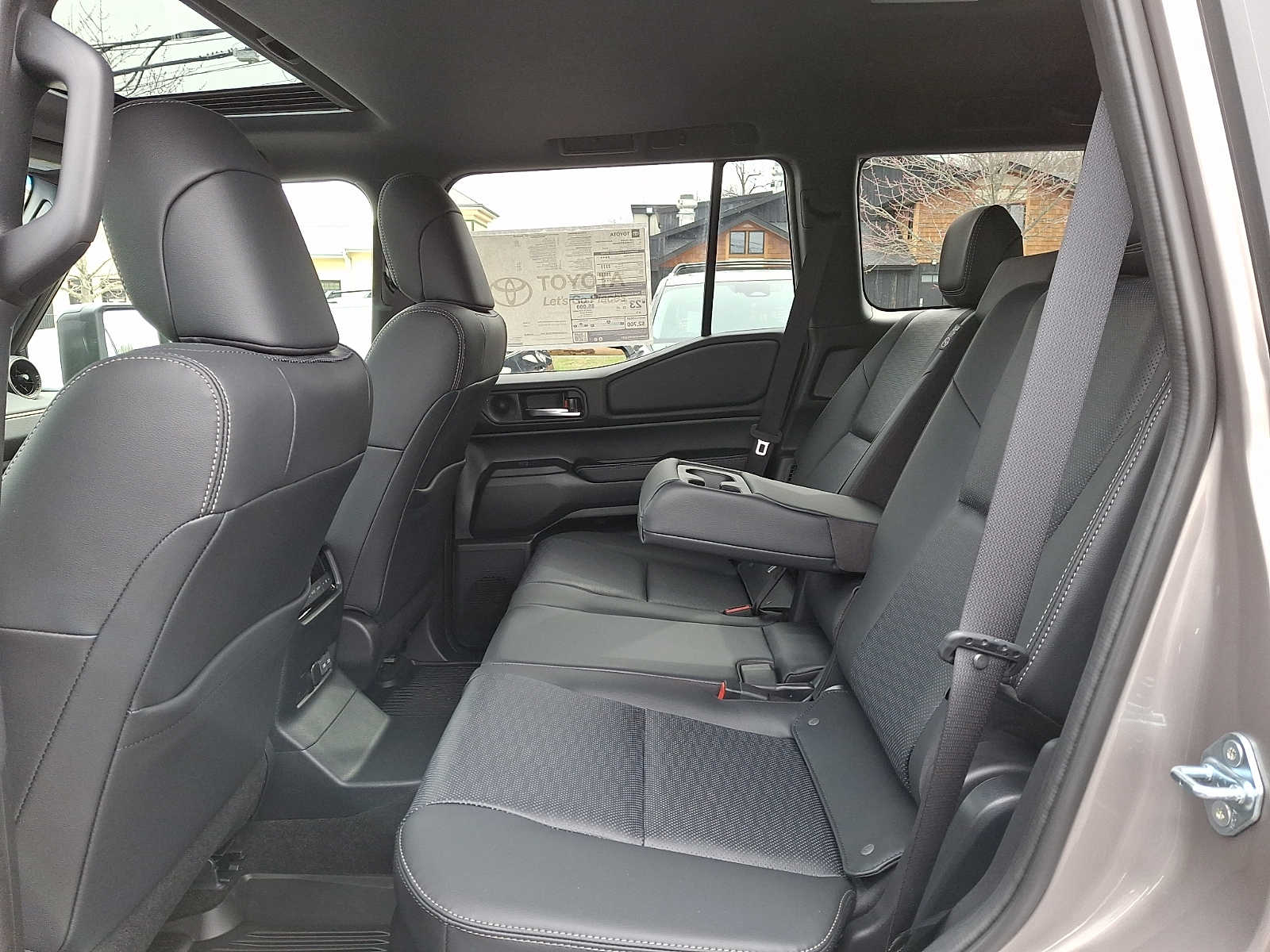 Thumbnail: 2026 Toyota Land Cruiser - 8