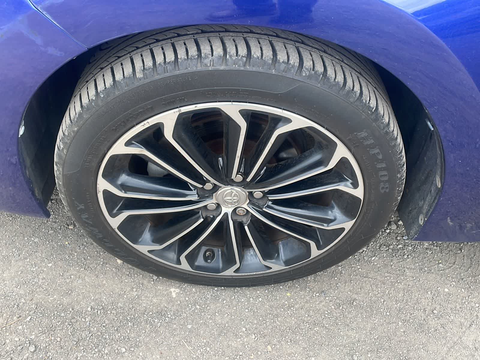 Thumbnail: 2014 Toyota Corolla - 22