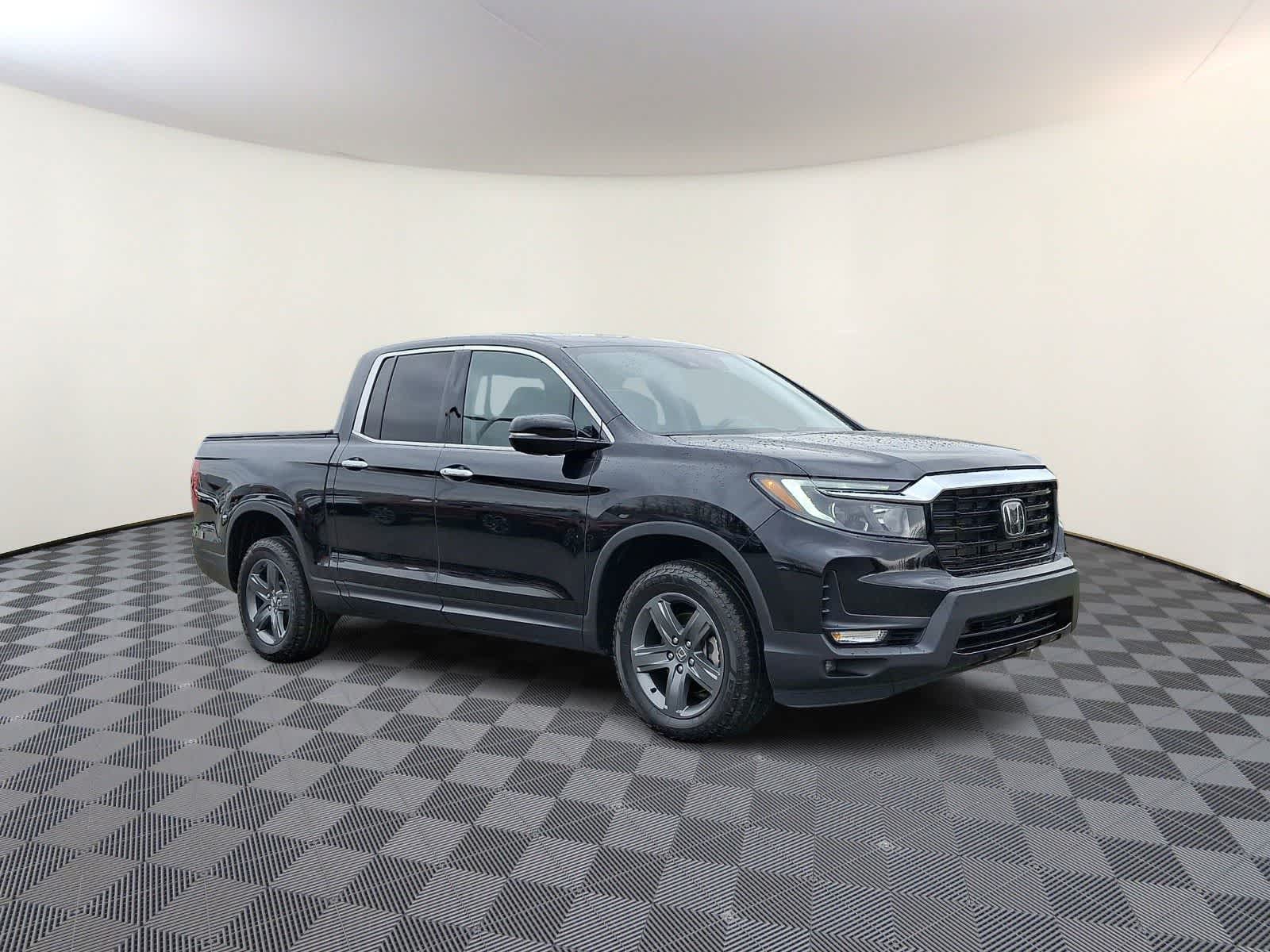 Thumbnail: 2023 Honda Ridgeline - 4