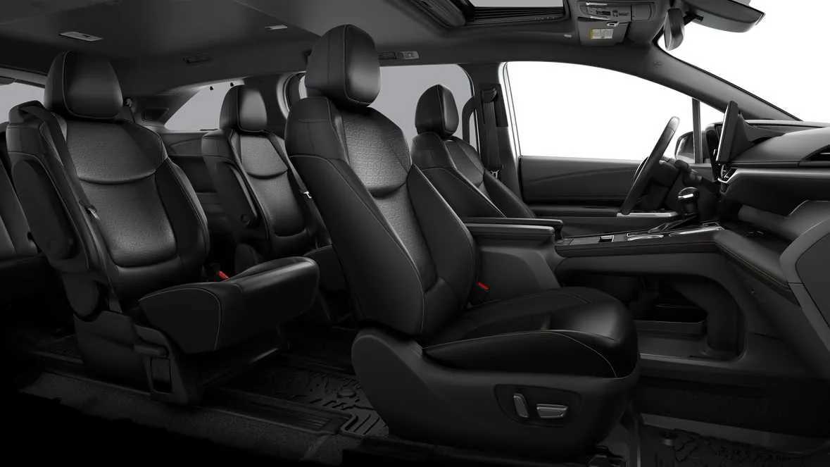 Thumbnail: 2026 Toyota Sienna - 6