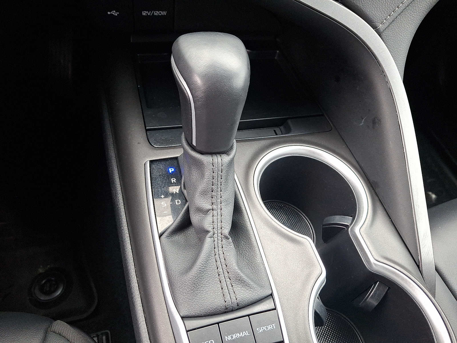 Thumbnail: 2024 Toyota Camry - 14