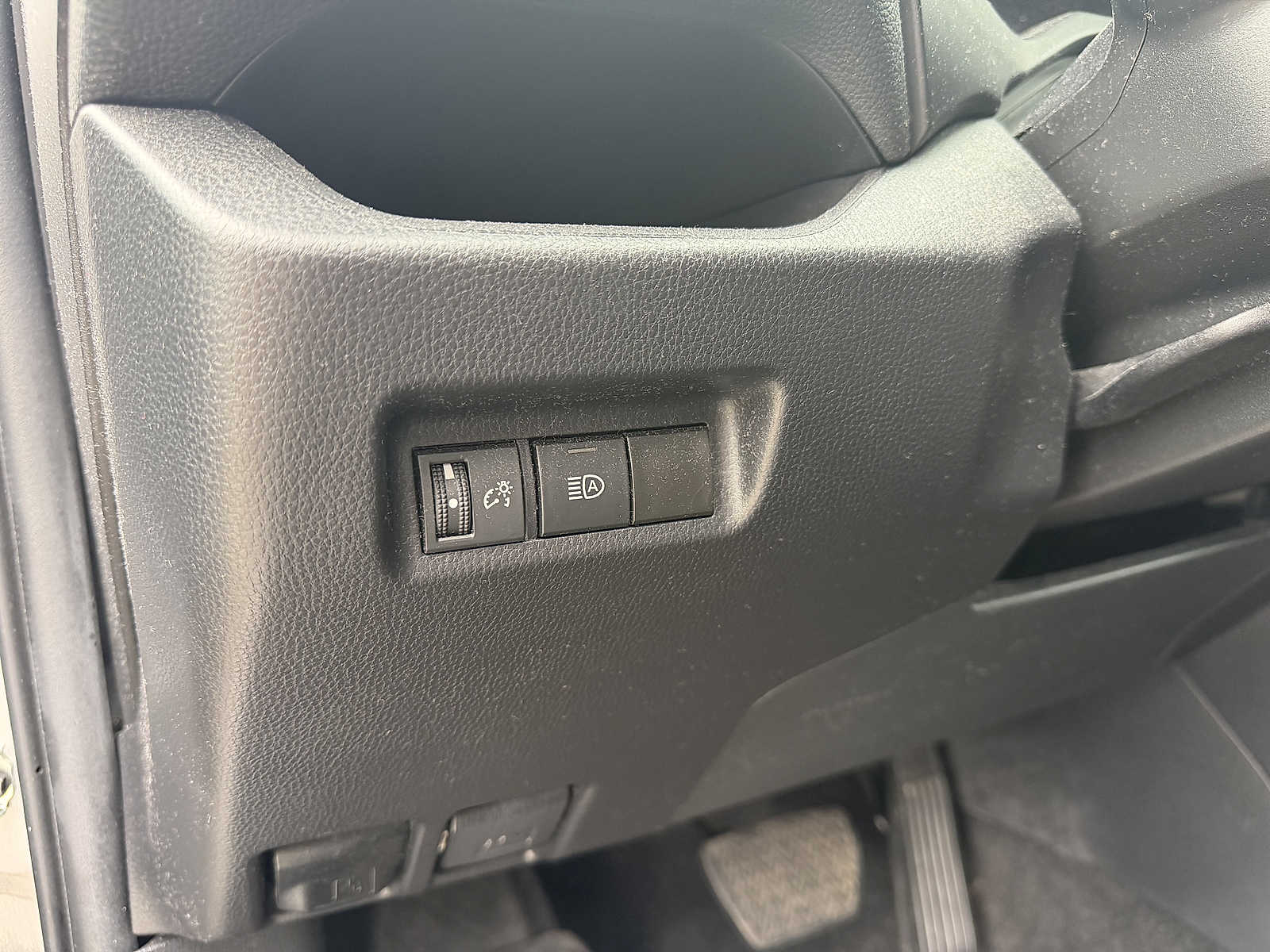 Thumbnail: 2023 Toyota RAV4 - 19