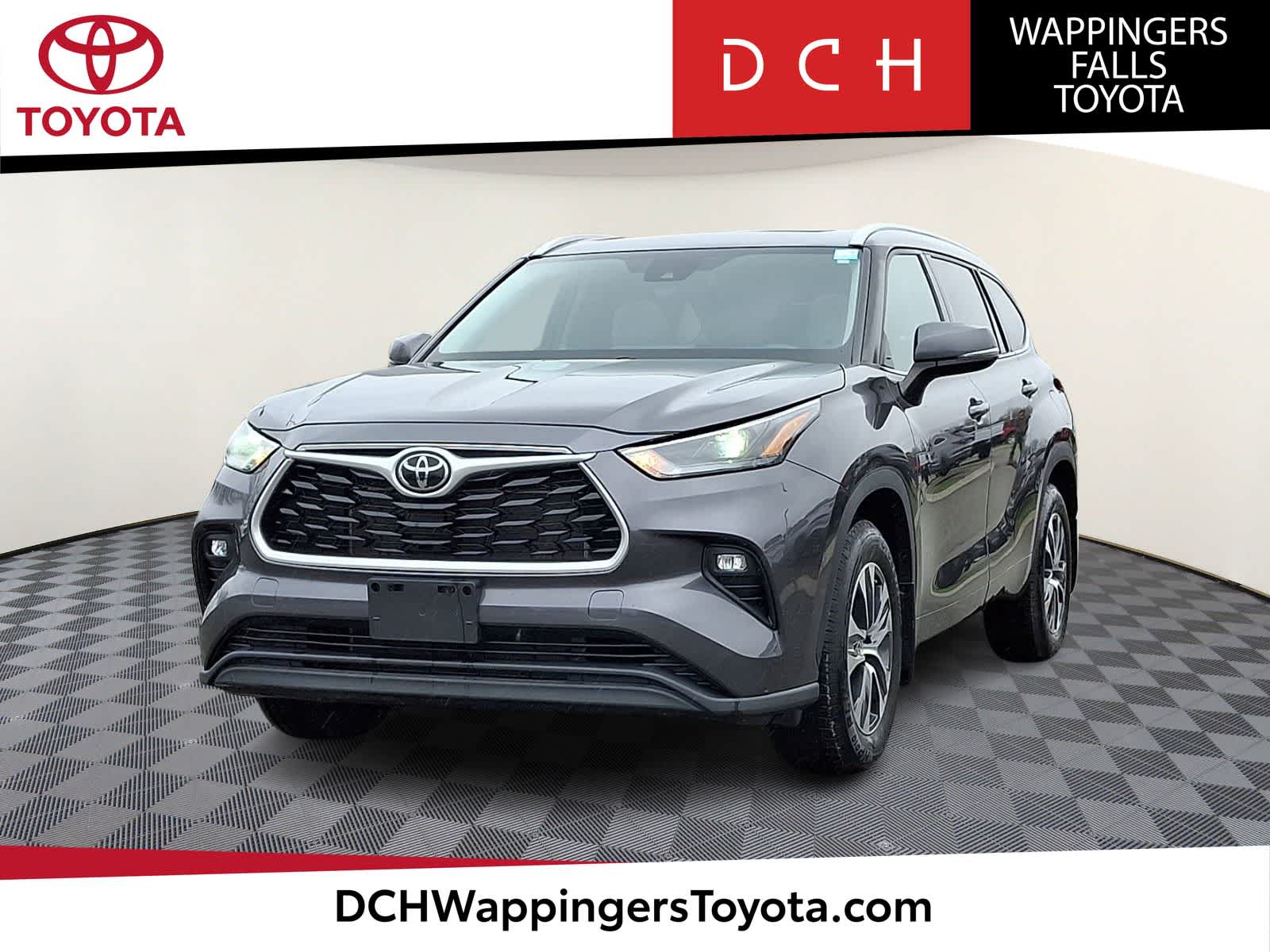 Thumbnail: 2022 Toyota Highlander - 1