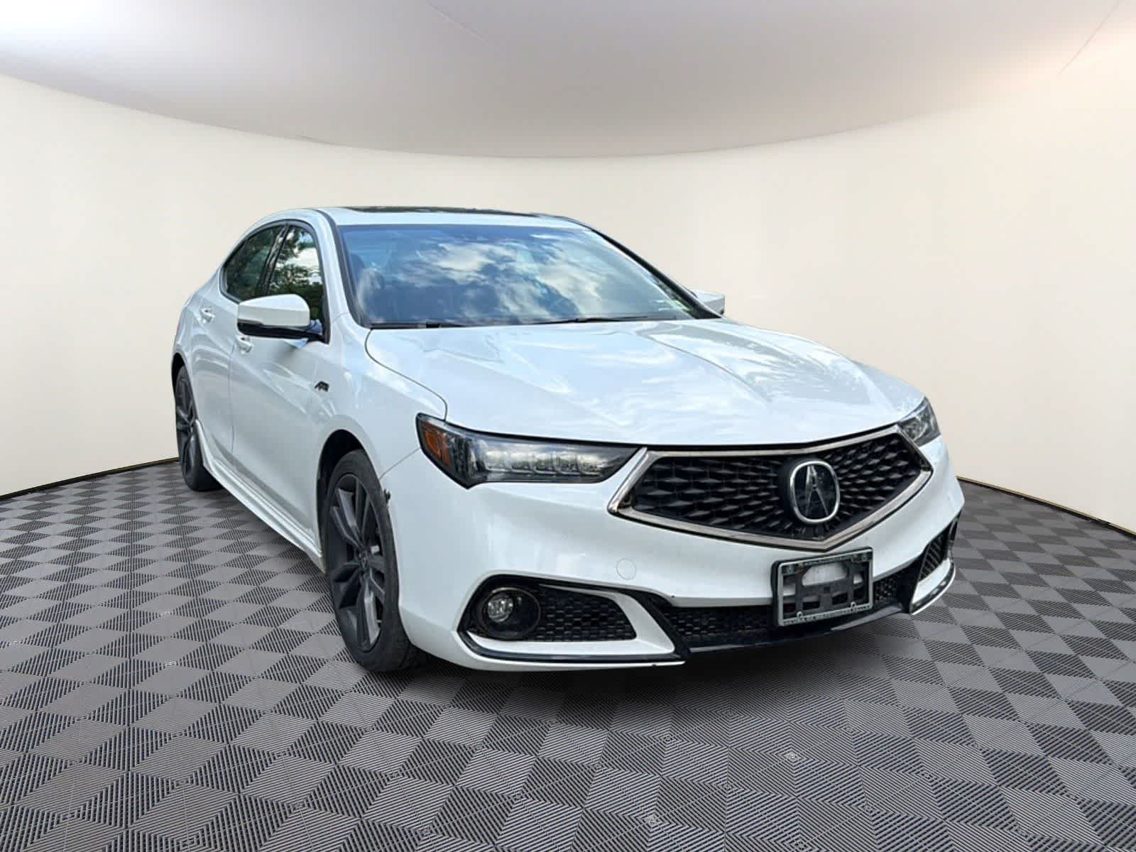 Thumbnail: 2019 Acura TLX - 4