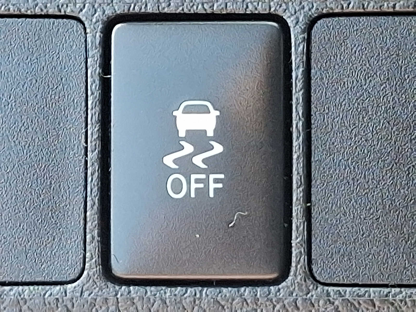 Thumbnail: 2012 Toyota Camry - 23