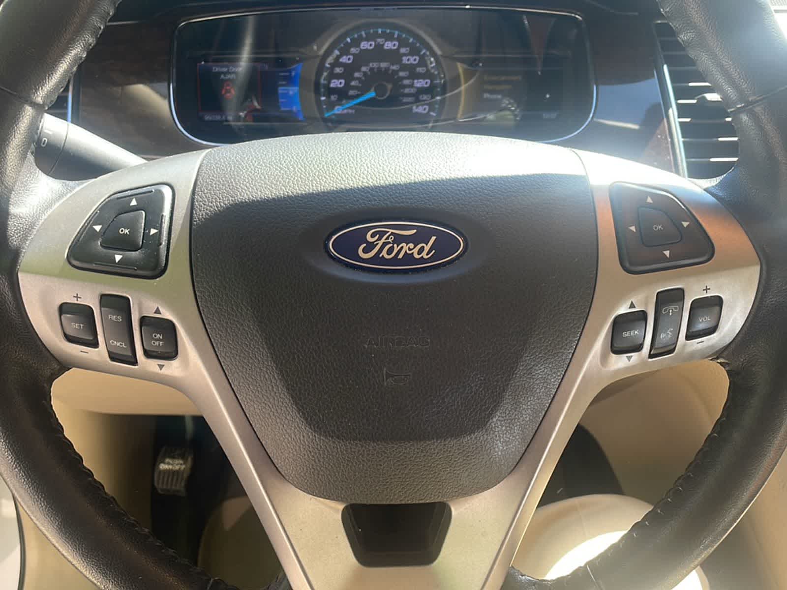 Thumbnail: 2014 Ford Taurus - 14