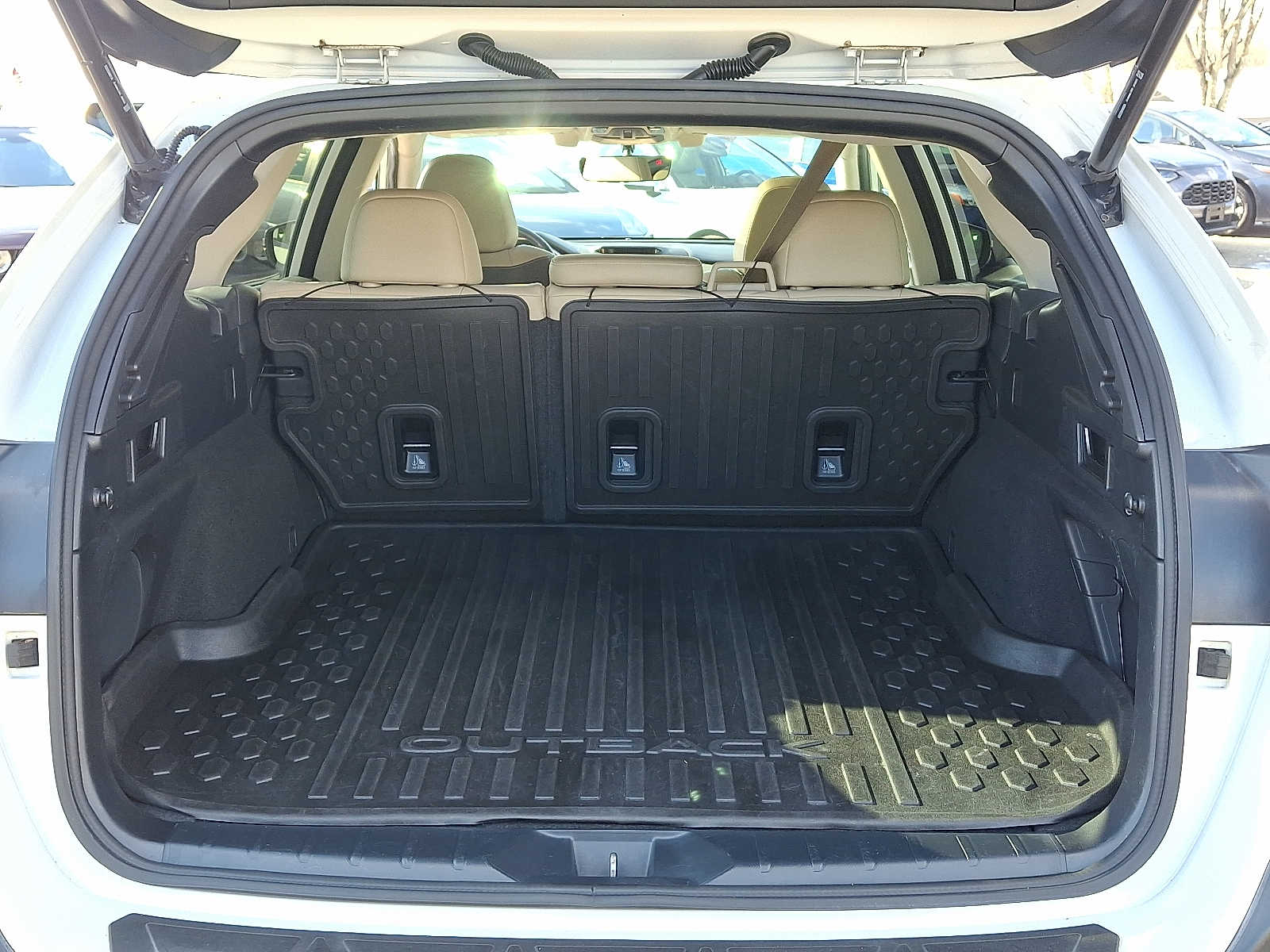 Thumbnail: 2020 Subaru Outback - 26