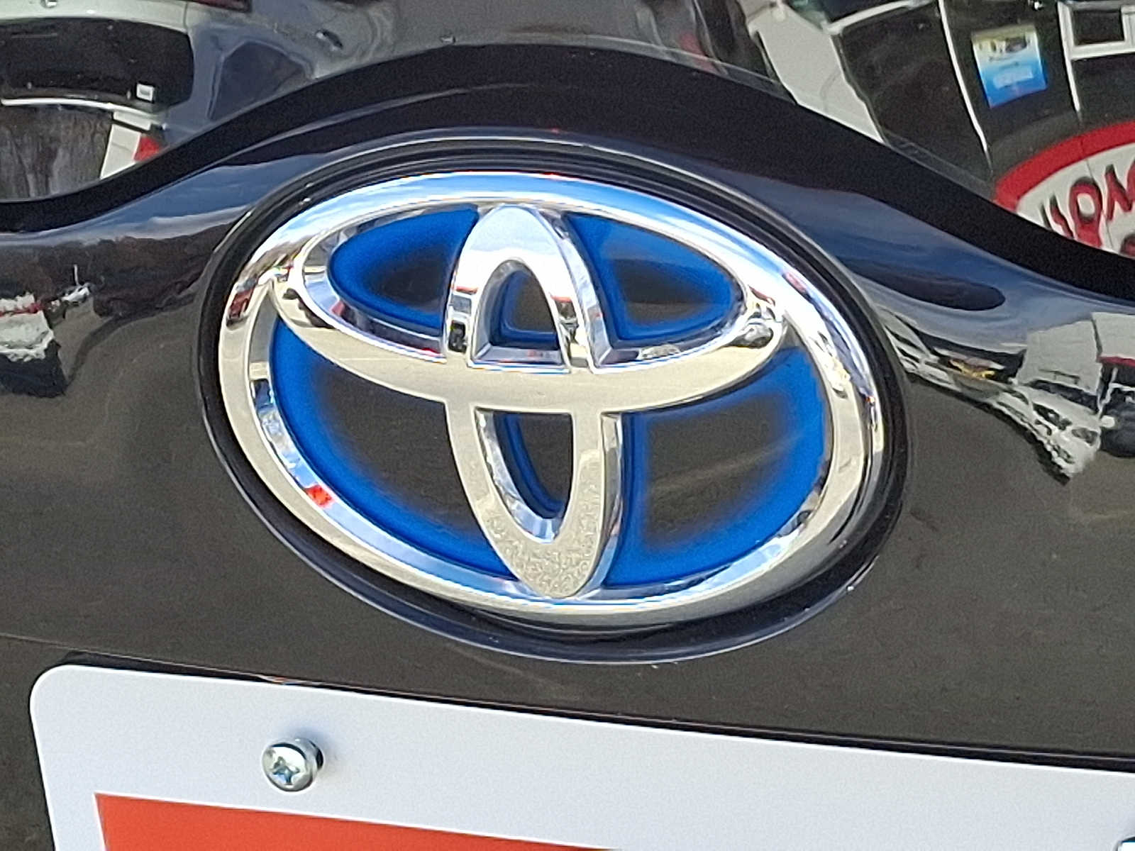 Thumbnail: 2022 Toyota Prius Prime - 32