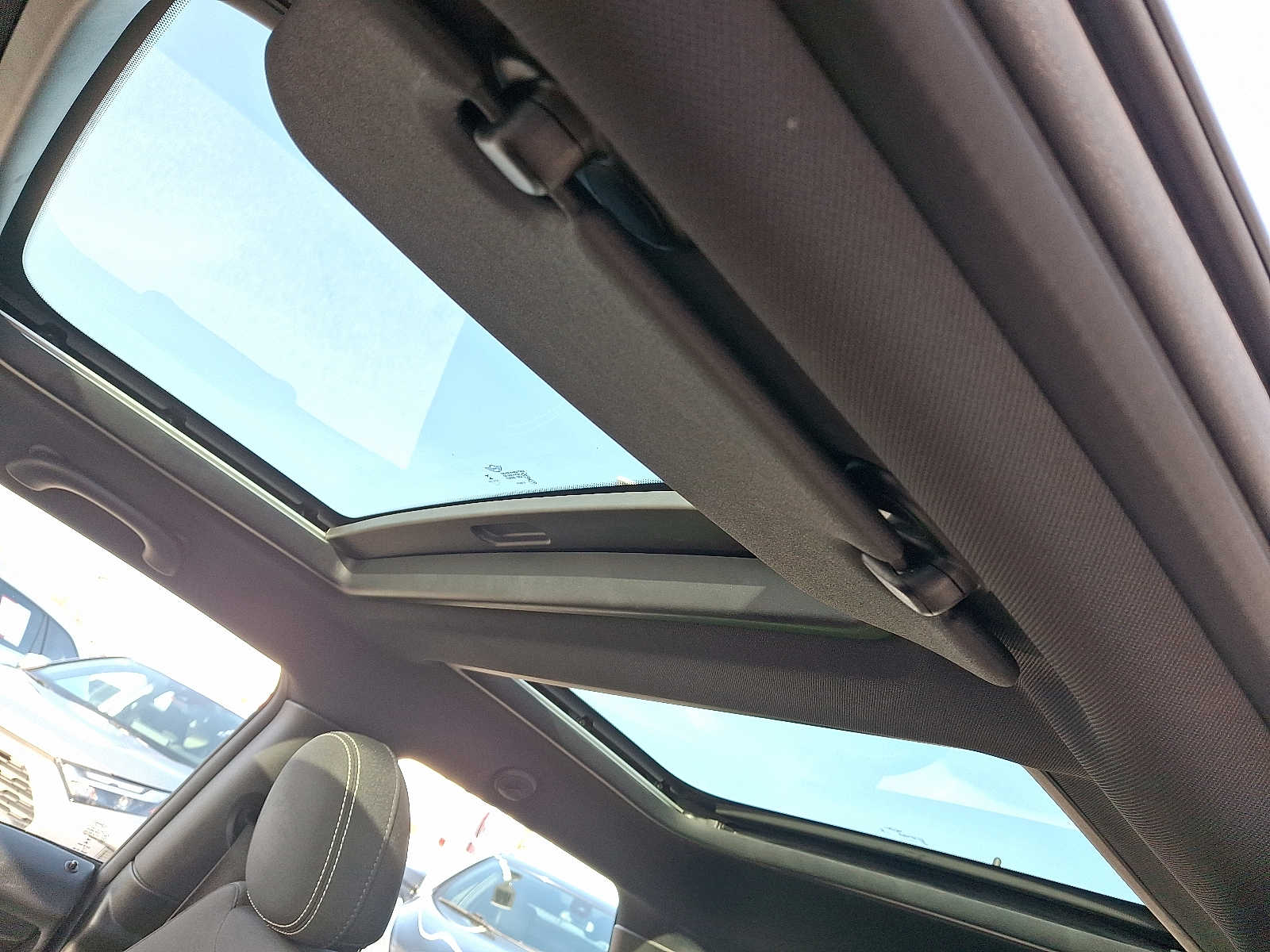 Thumbnail: 2018 MINI Cooper Hardtop - 14