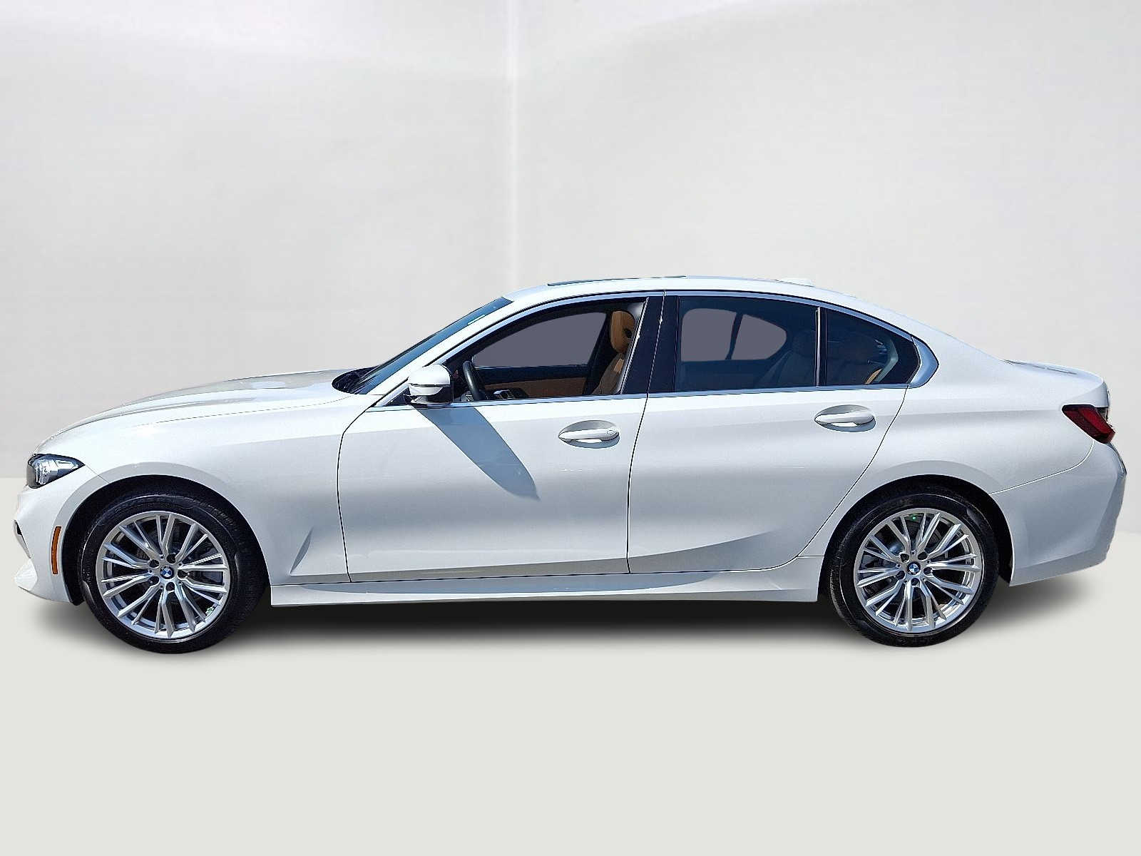 Thumbnail: 2024 BMW 3 Series - 8