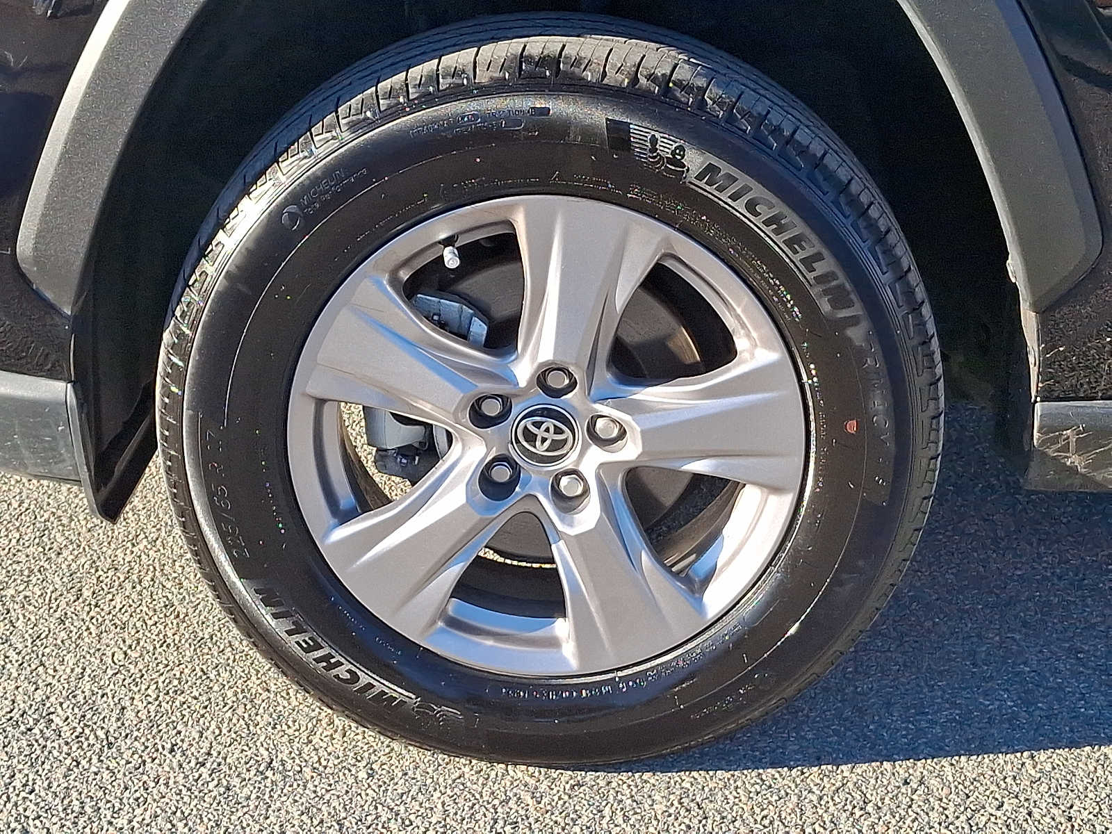 Thumbnail: 2025 Toyota RAV4 - 11