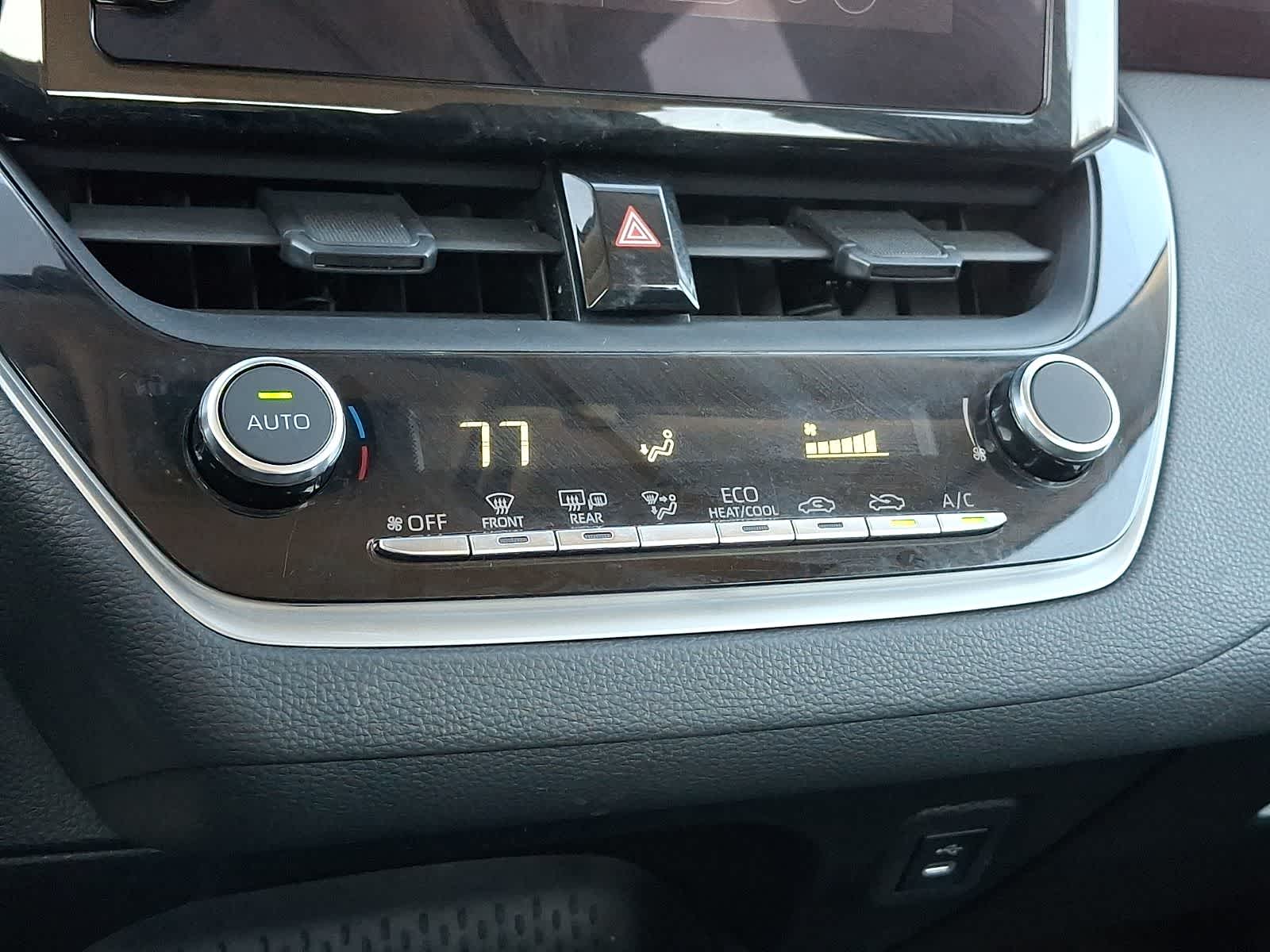 Thumbnail: 2023 Toyota Corolla - 18