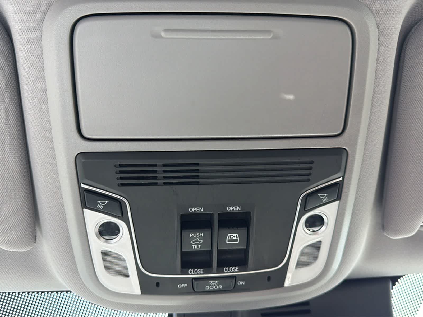 Thumbnail: 2023 Honda Ridgeline - 18