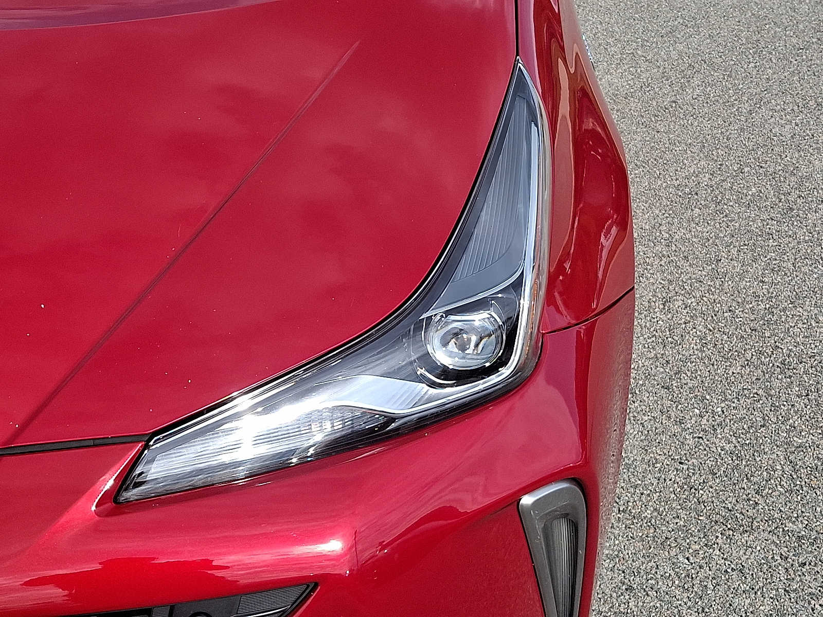 Thumbnail: 2022 Toyota Prius - 12