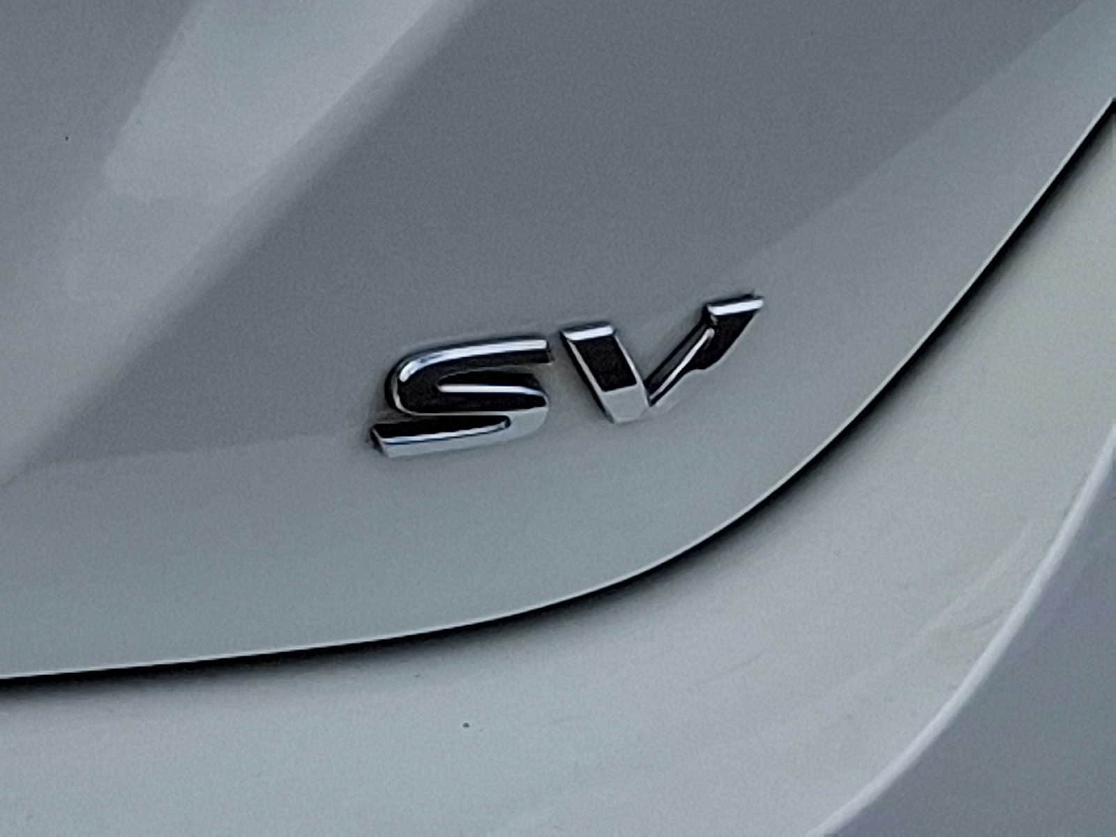 Thumbnail: 2022 Nissan Leaf - 32