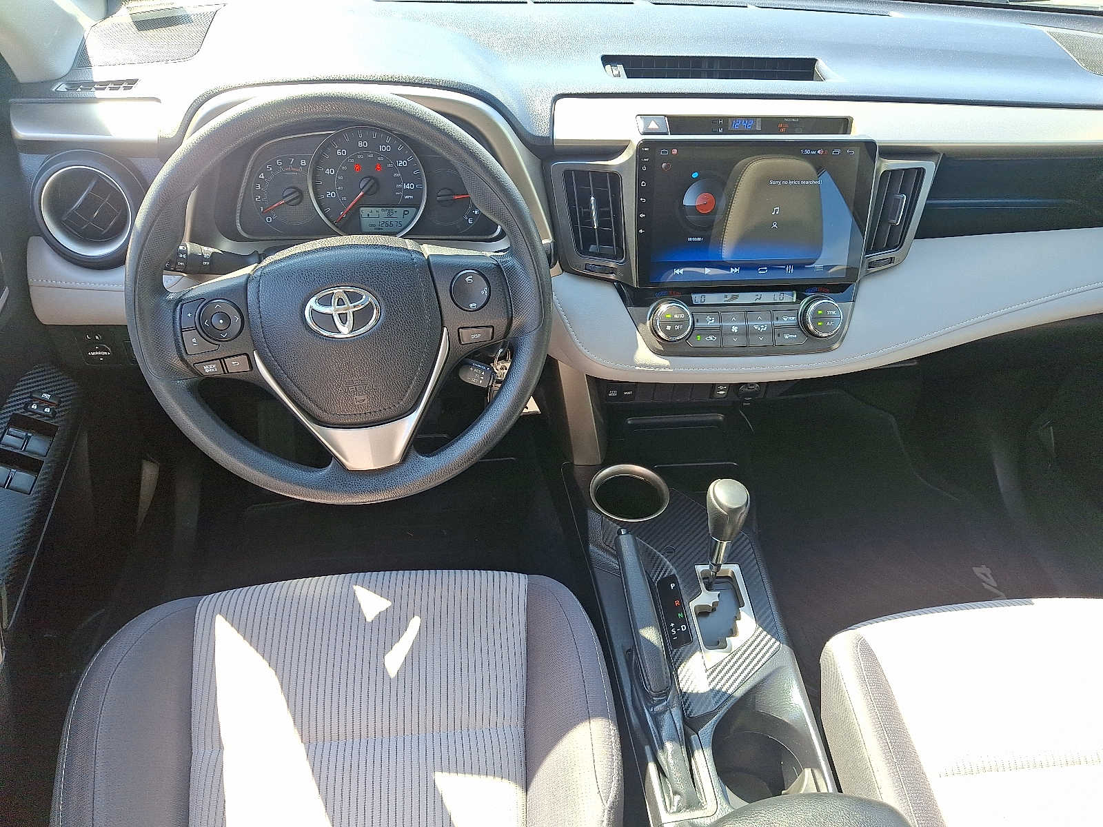 Thumbnail: 2014 Toyota RAV4 - 13