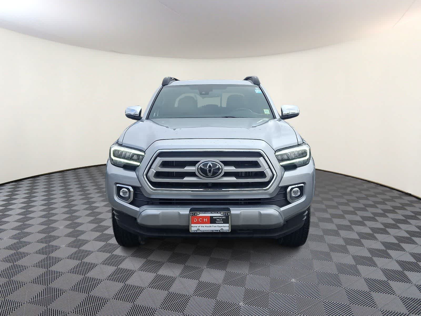 Thumbnail: 2023 Toyota Tacoma - 3