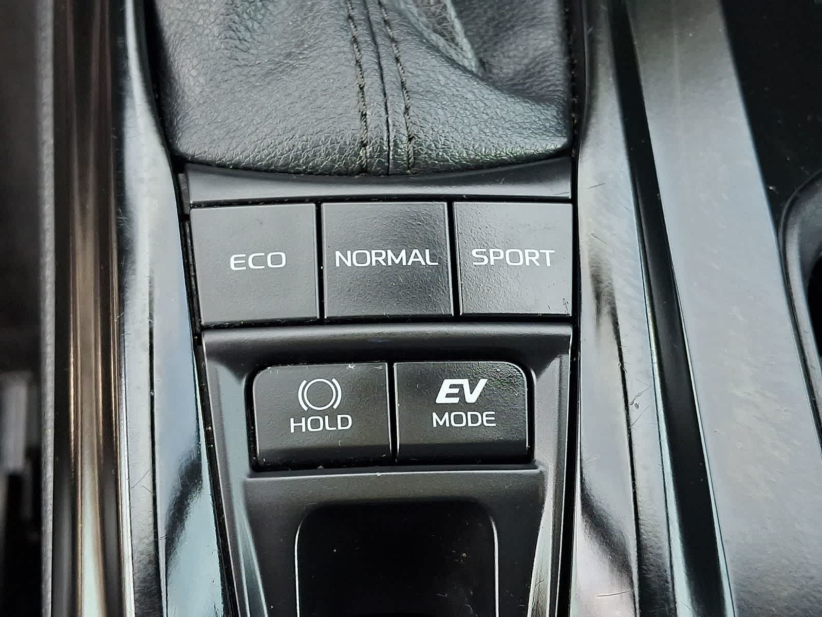 Thumbnail: 2025 Toyota Camry - 28