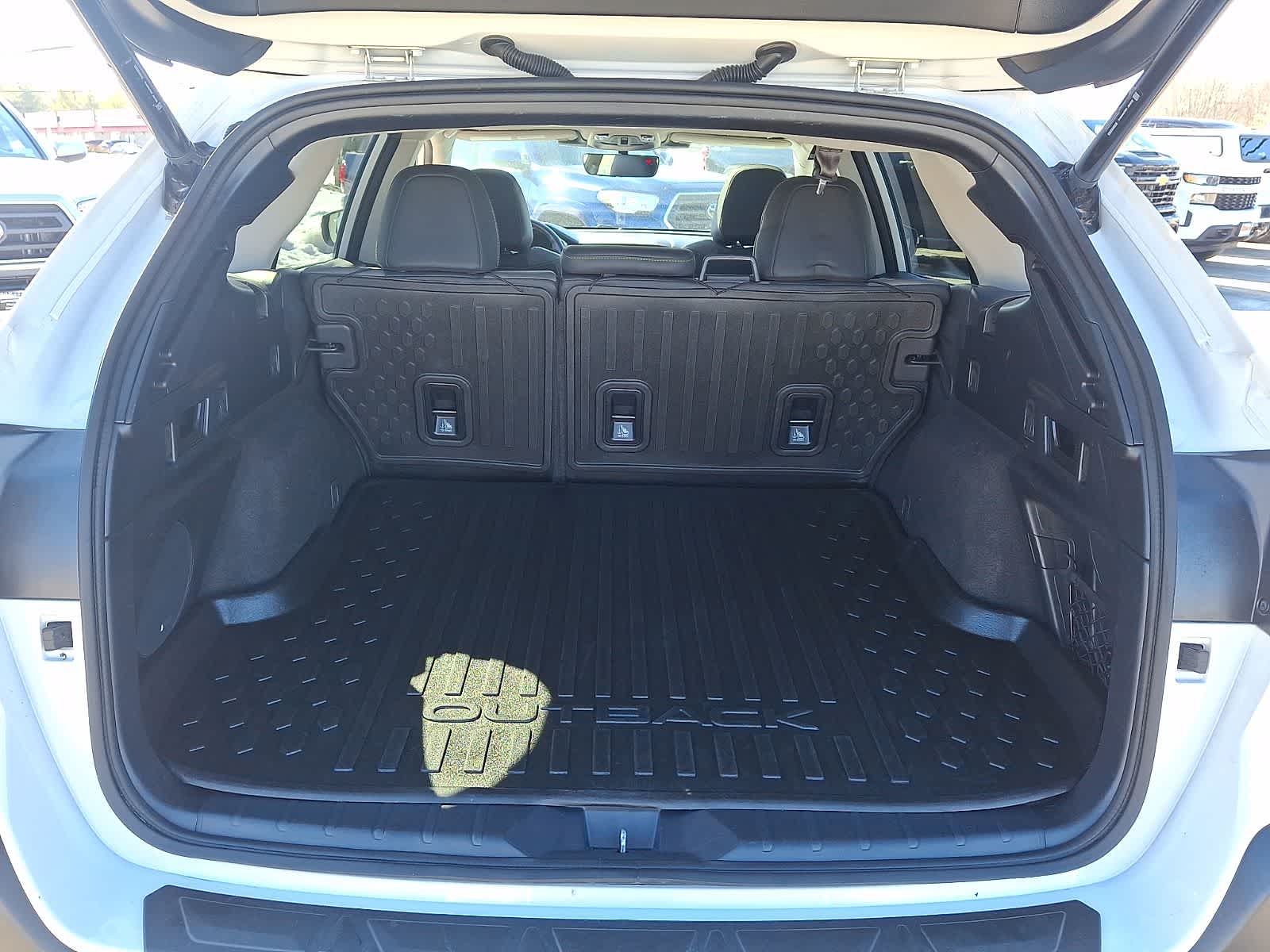 Thumbnail: 2025 Subaru Outback - 30