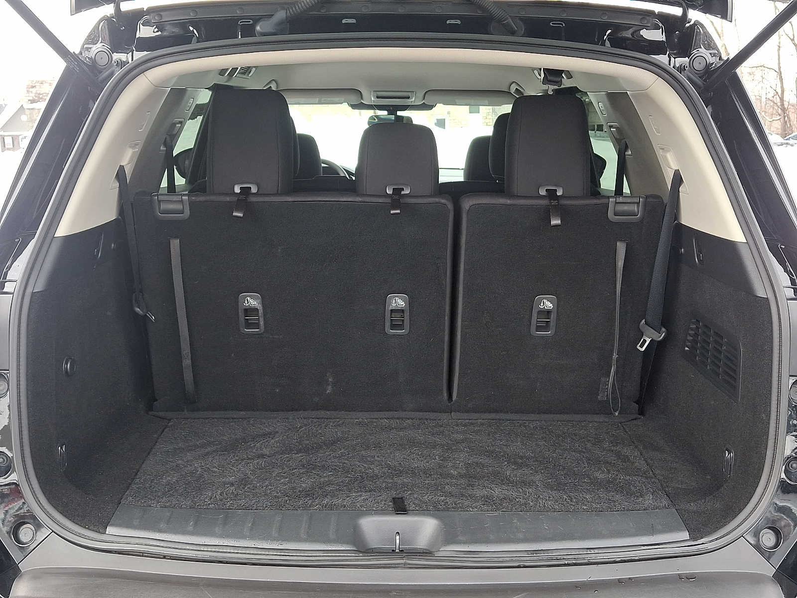 Thumbnail: 2022 Nissan Pathfinder - 29