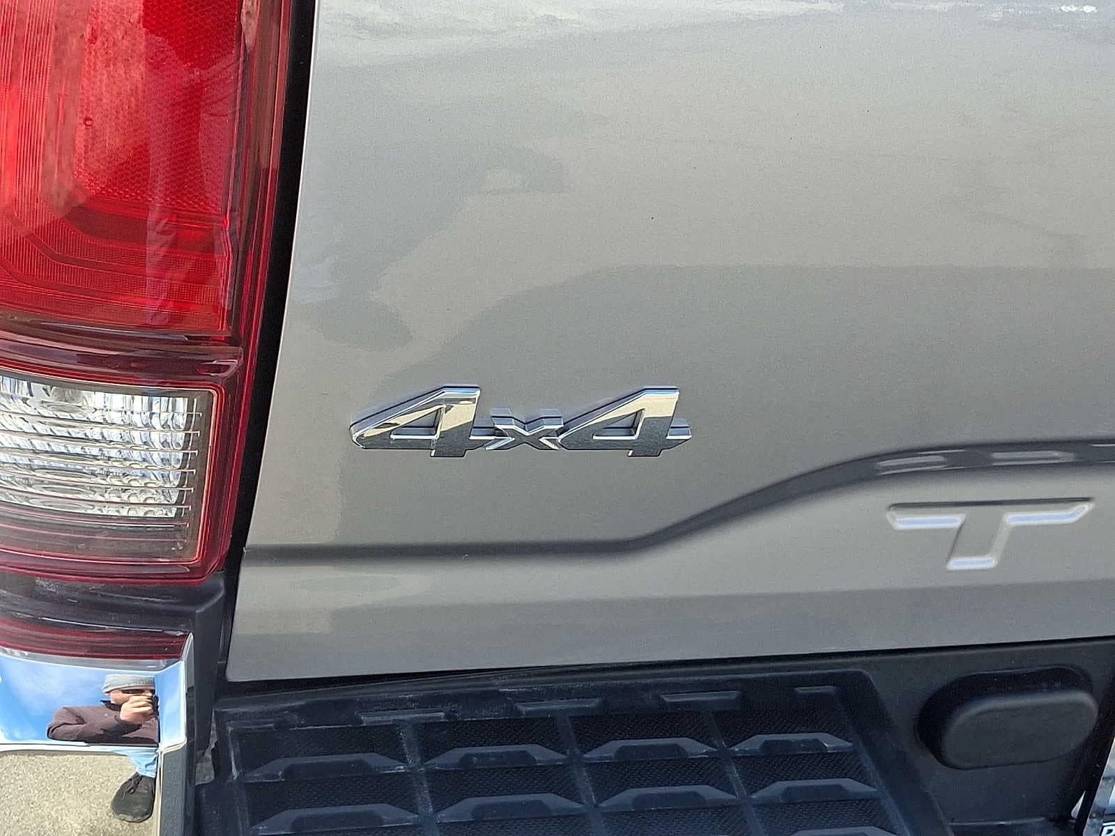 Thumbnail: 2020 Toyota Tacoma - 33