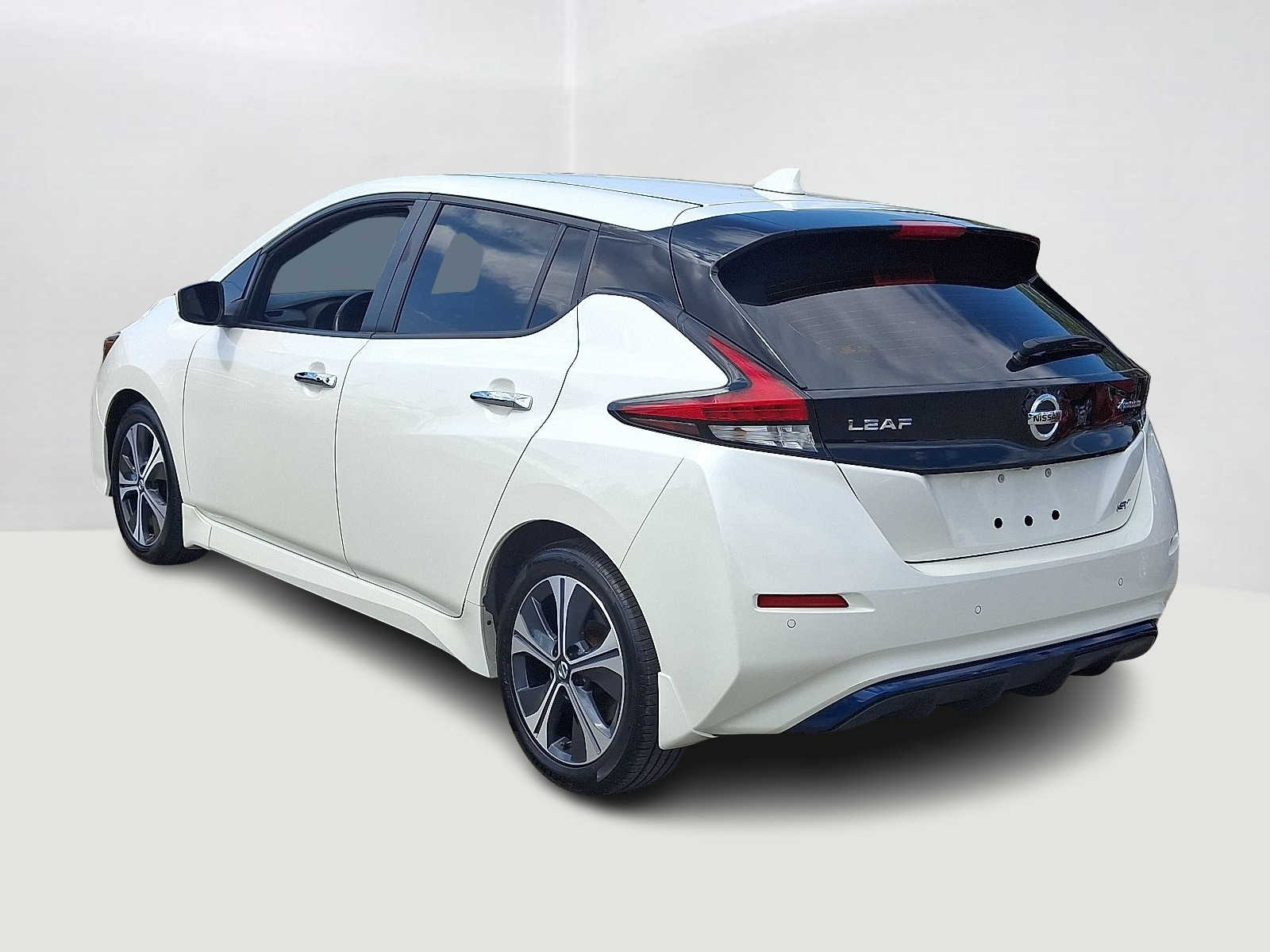 Thumbnail: 2022 Nissan Leaf - 7