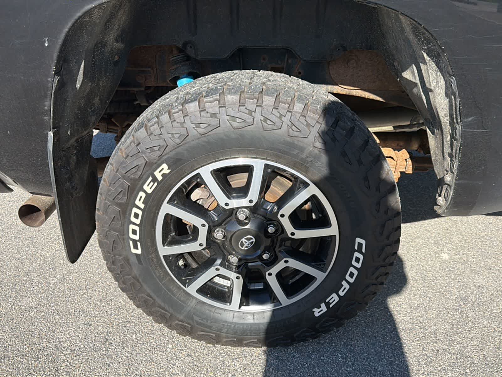 Thumbnail: 2020 Toyota Tundra - 23