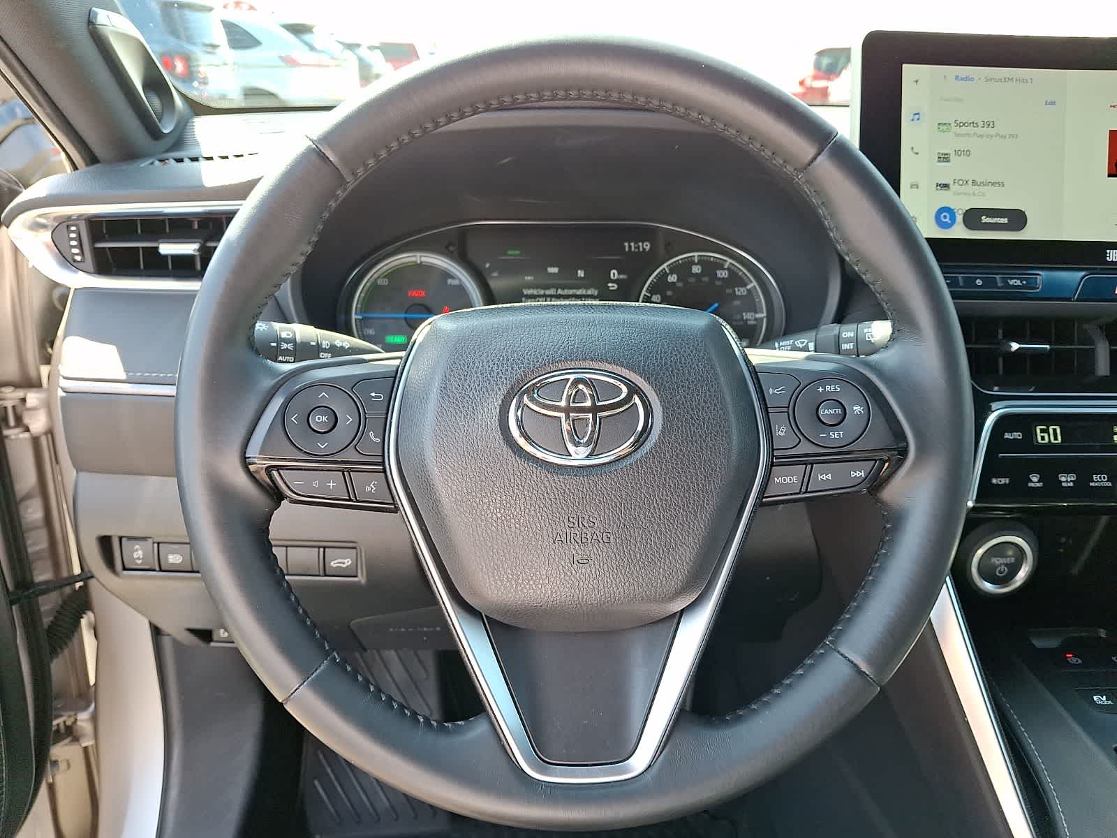 Thumbnail: 2023 Toyota Venza - 21