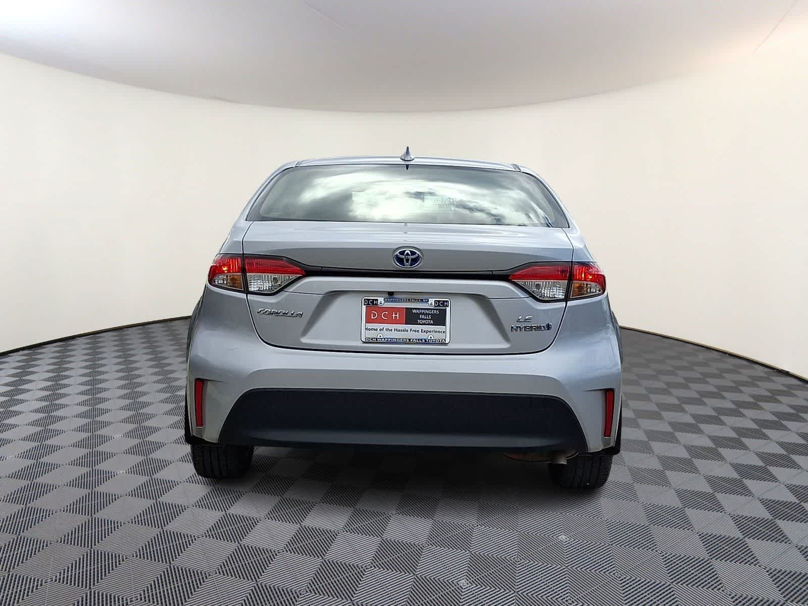 Thumbnail: 2023 Toyota Corolla - 7