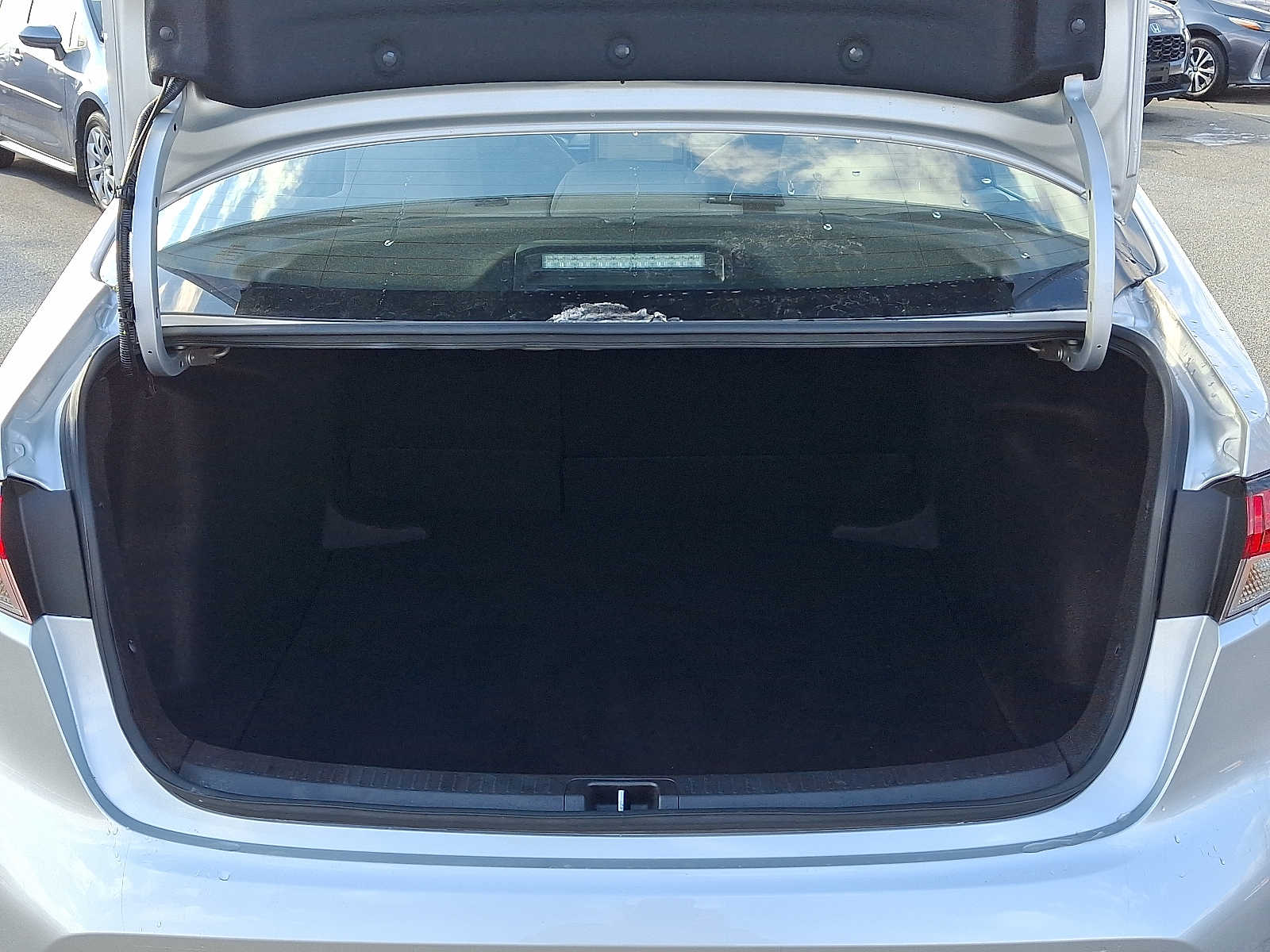 Thumbnail: 2024 Toyota Corolla - 31