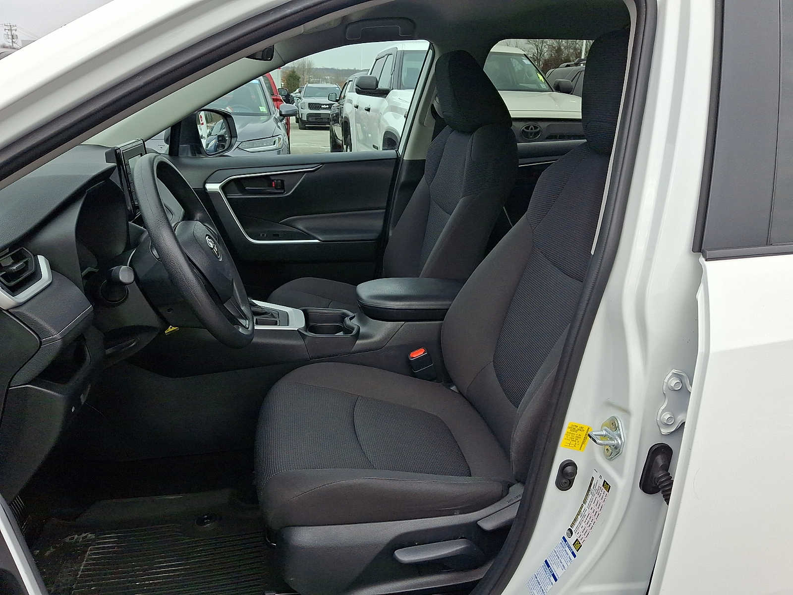 Thumbnail: 2021 Toyota RAV4 - 16