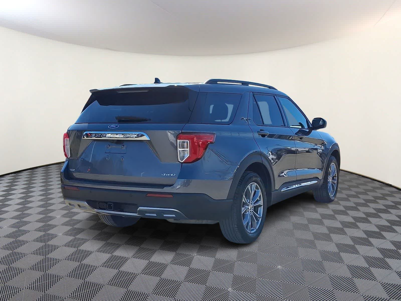 Thumbnail: 2023 Ford Explorer - 5