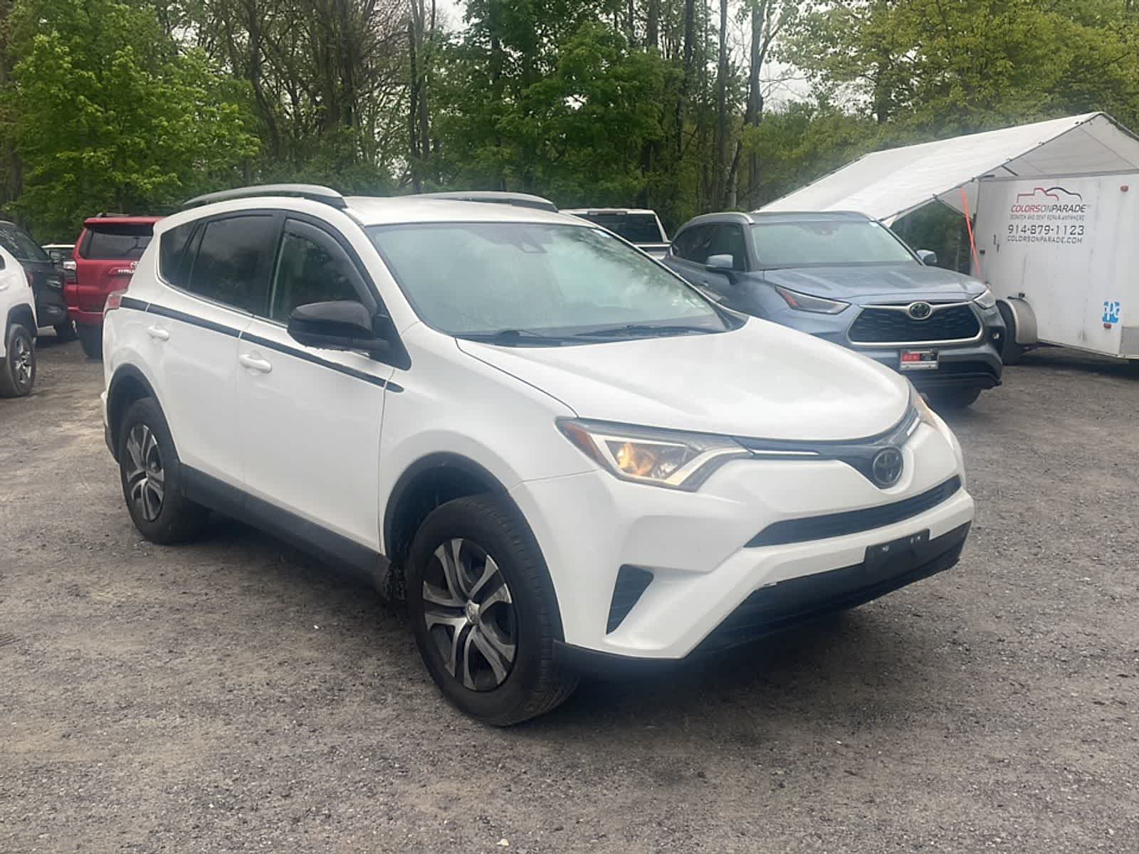 Thumbnail: 2018 Toyota RAV4 - 12