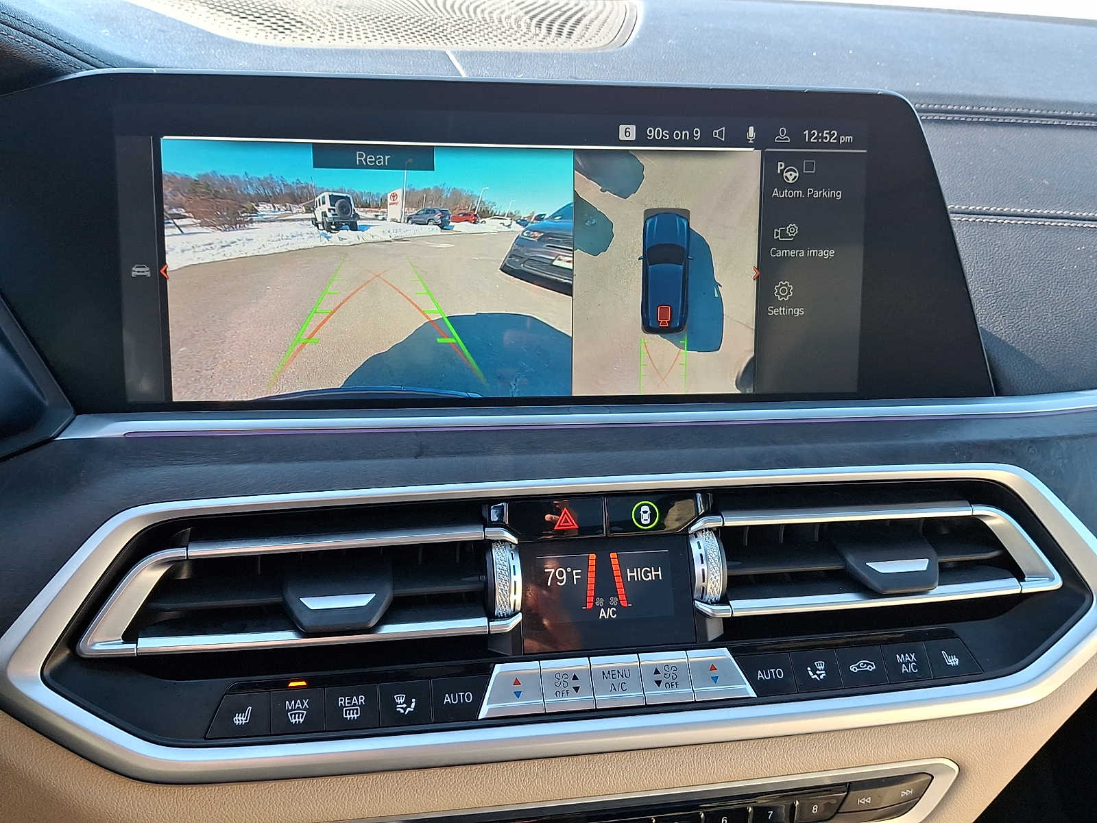 Thumbnail: 2022 BMW X5 - 21