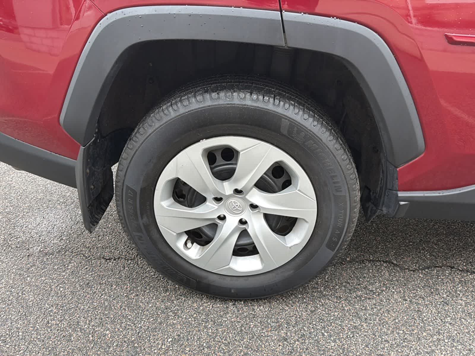 Thumbnail: 2022 Toyota RAV4 - 24