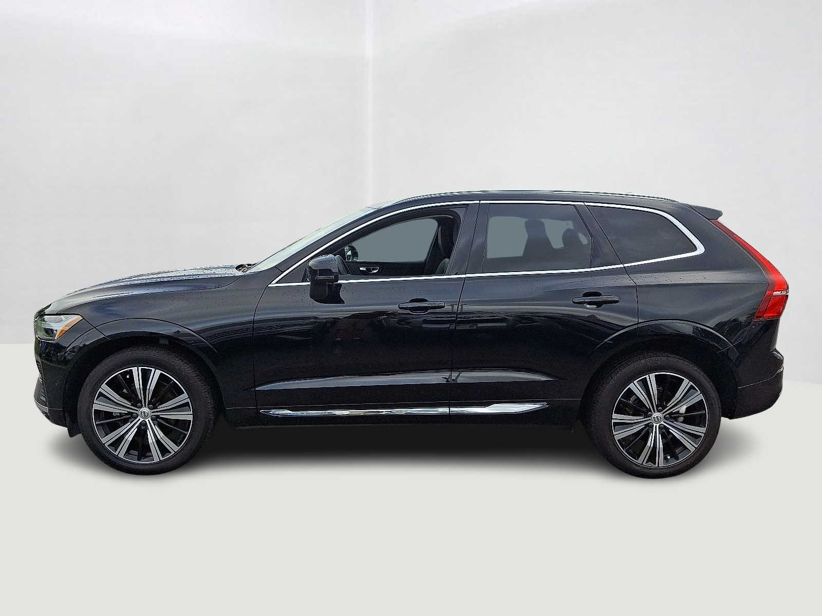 Thumbnail: 2023 Volvo XC60 - 8