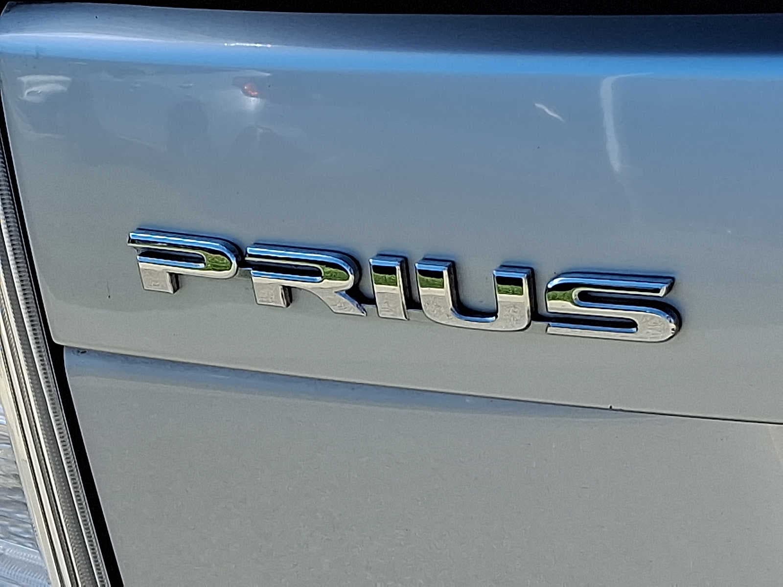 Thumbnail: 2011 Toyota Prius - 31