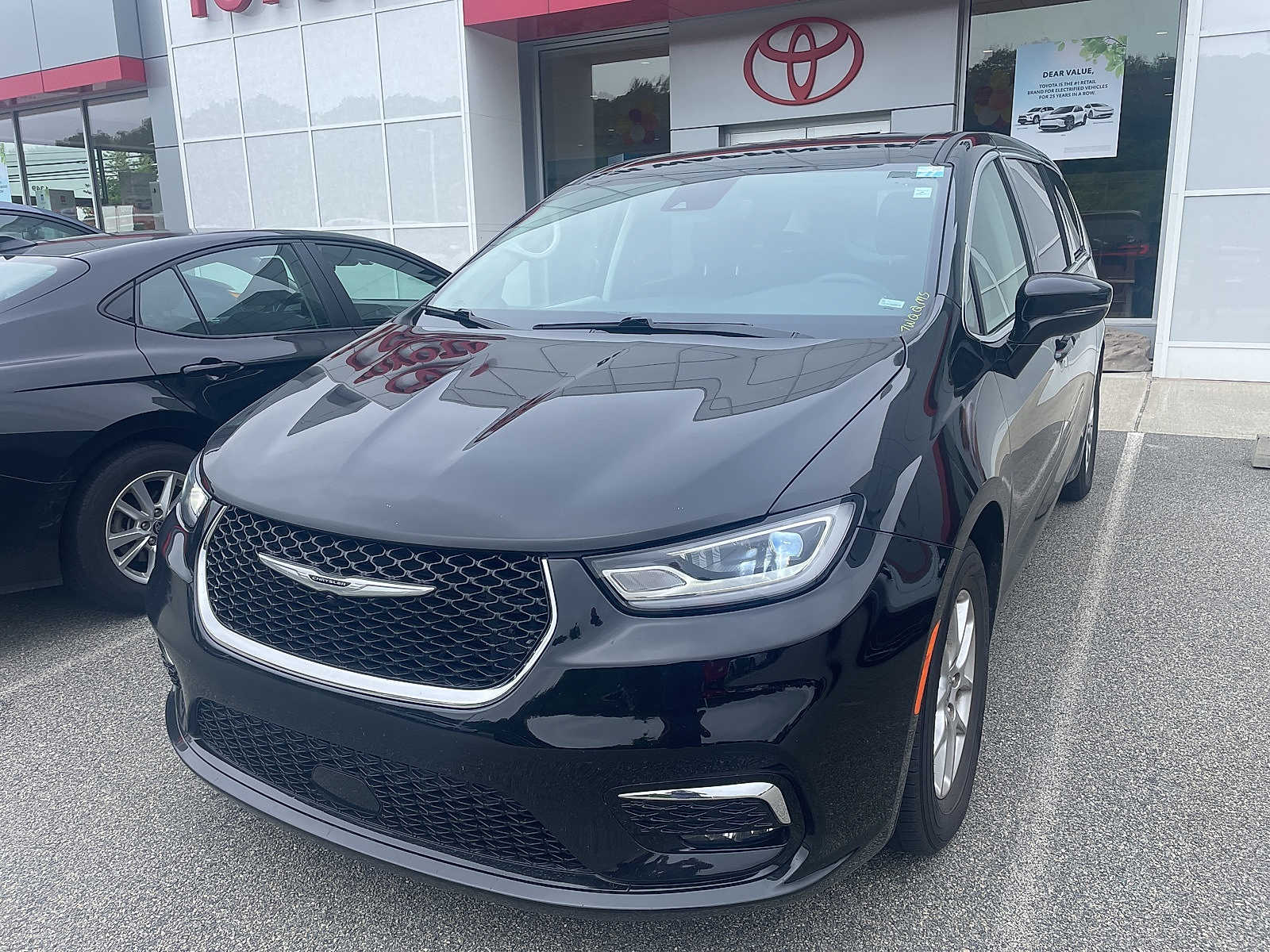 2024 Chrysler Pacifica Touring L -
                  Wappingers Falls, NY