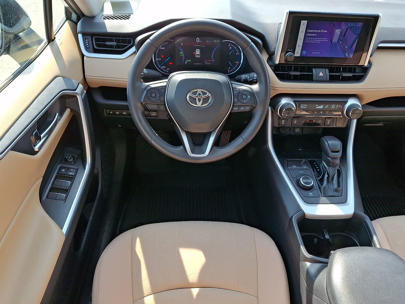Thumbnail: 2023 Toyota RAV4 - 15