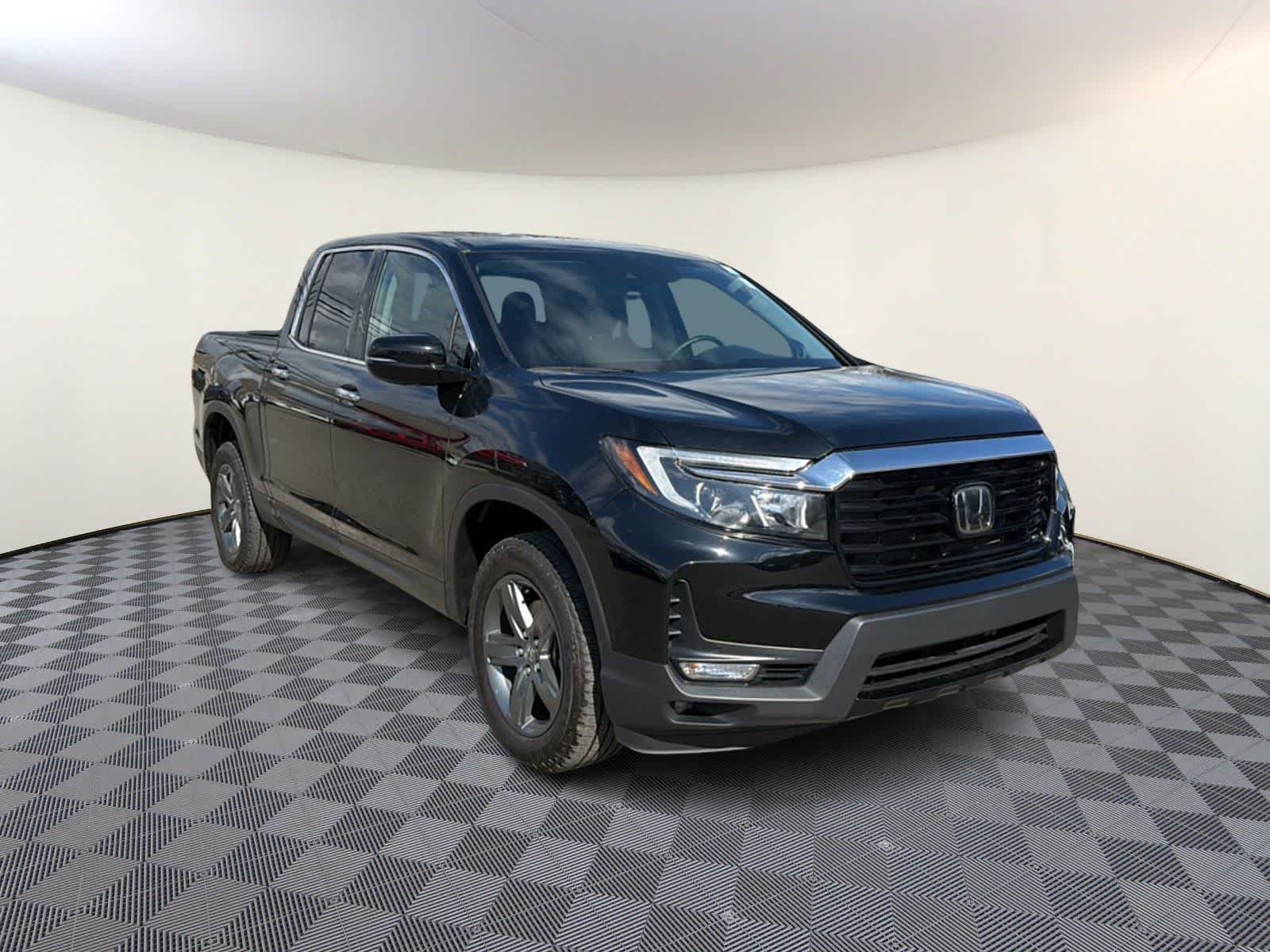 Thumbnail: 2023 Honda Ridgeline - 4