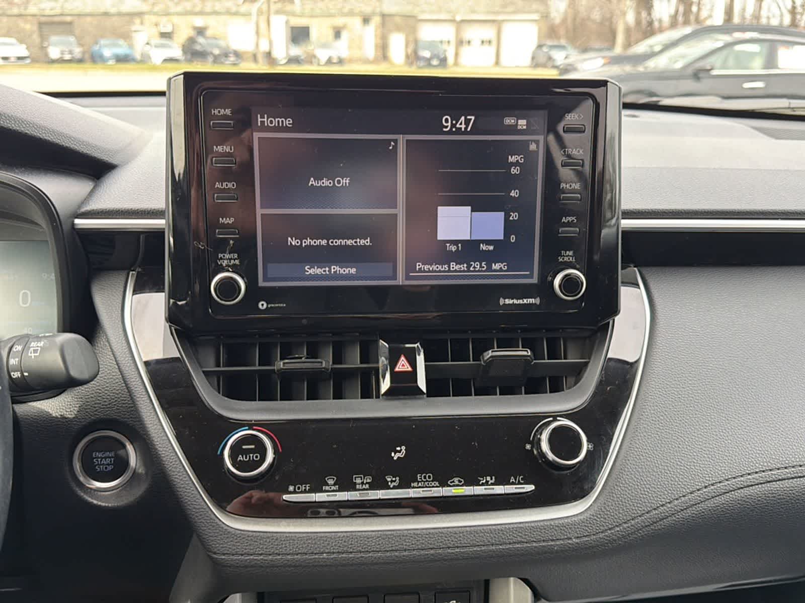 Thumbnail: 2022 Toyota Corolla Cross - 18