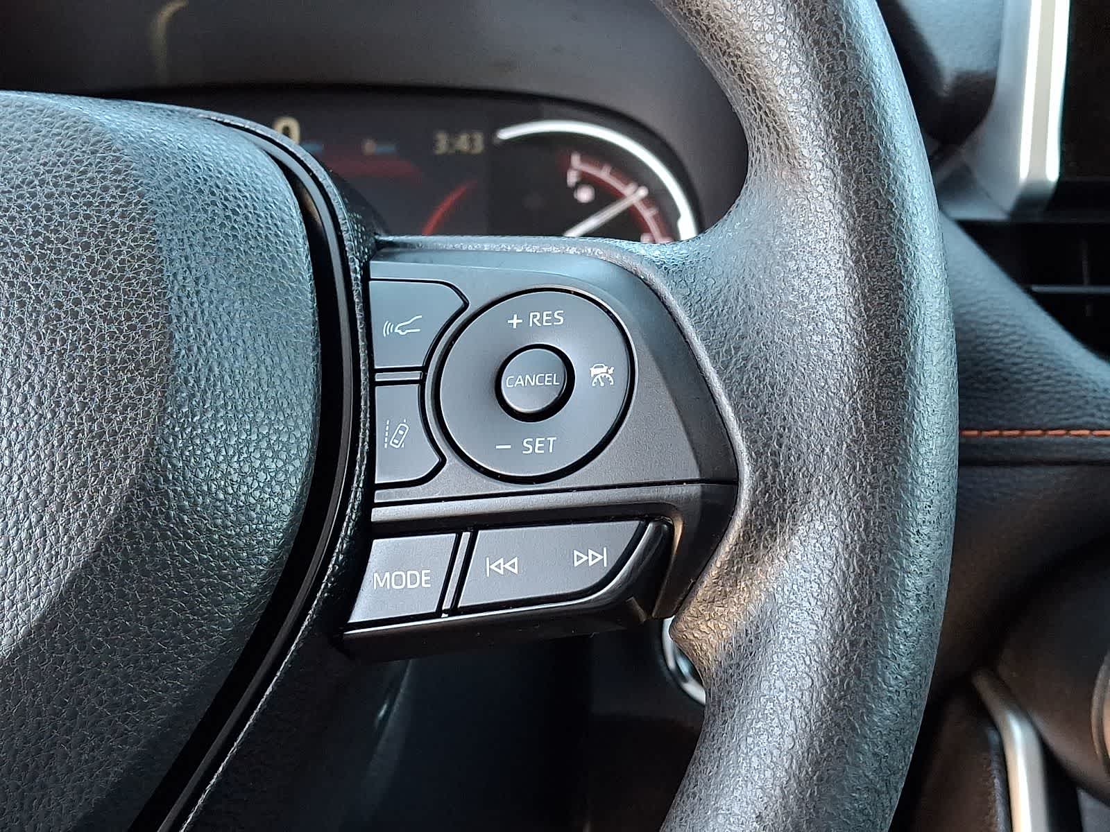 Thumbnail: 2019 Toyota RAV4 - 26