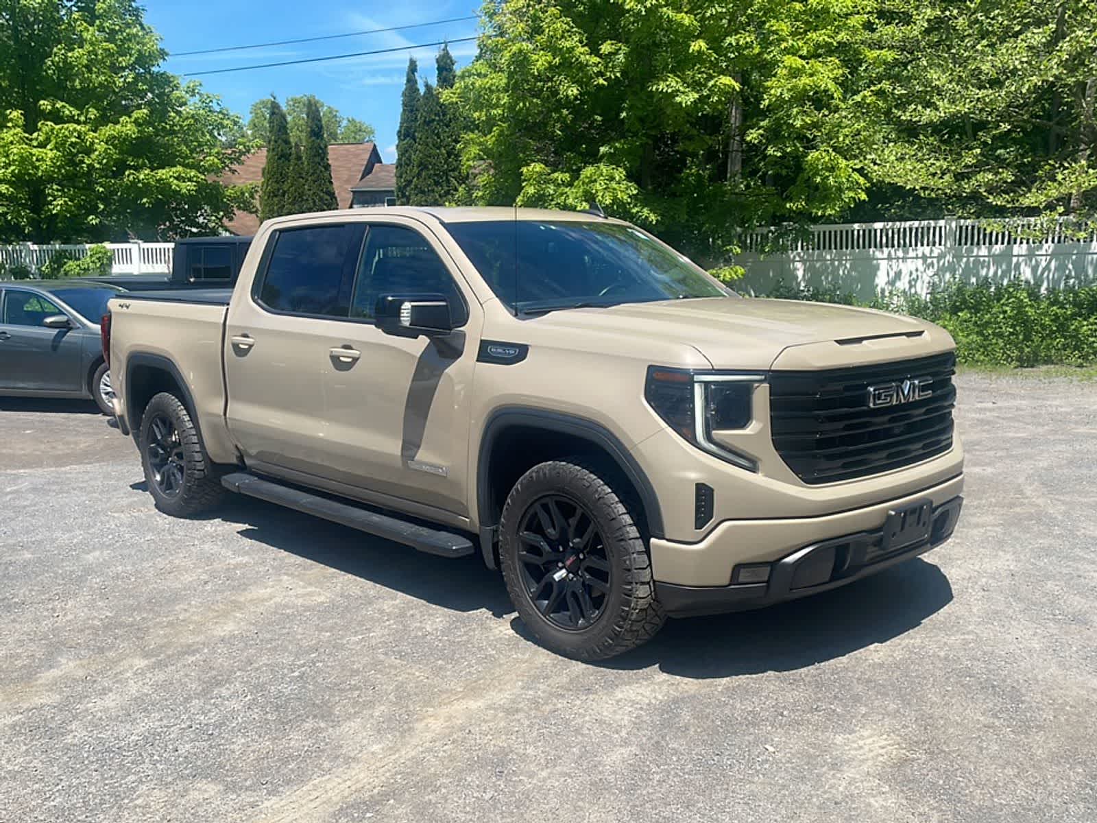 Thumbnail: 2023 GMC Sierra 1500 - 10