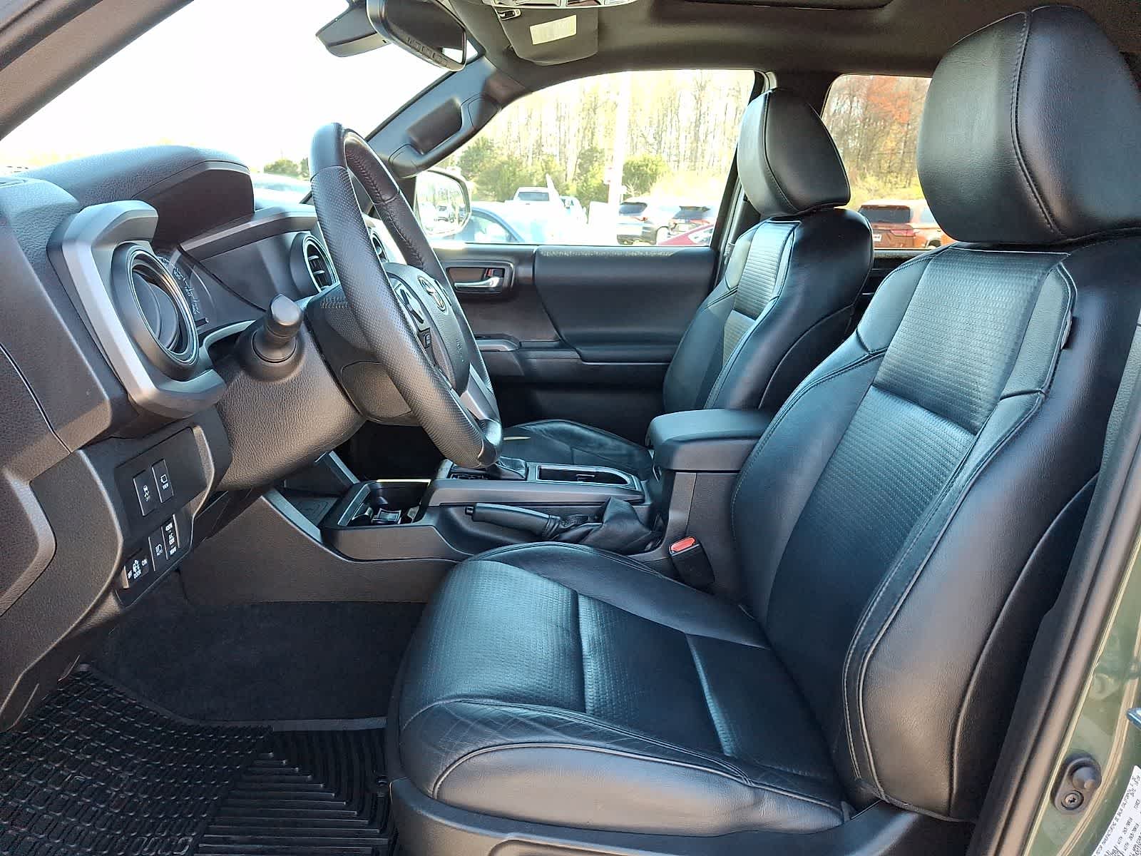 Thumbnail: 2021 Toyota Tacoma - 16