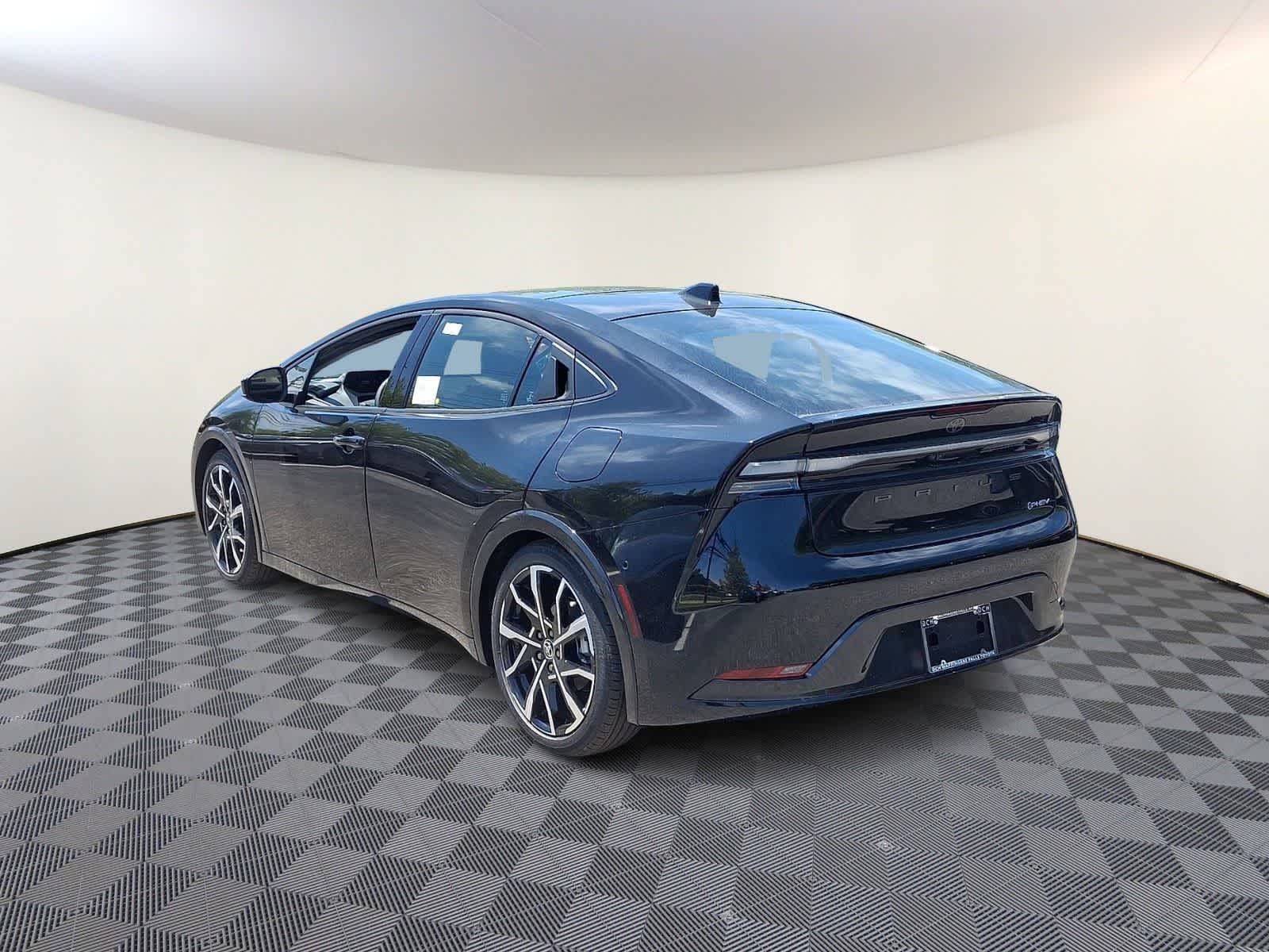 Thumbnail: 2026 Toyota Prius - 6